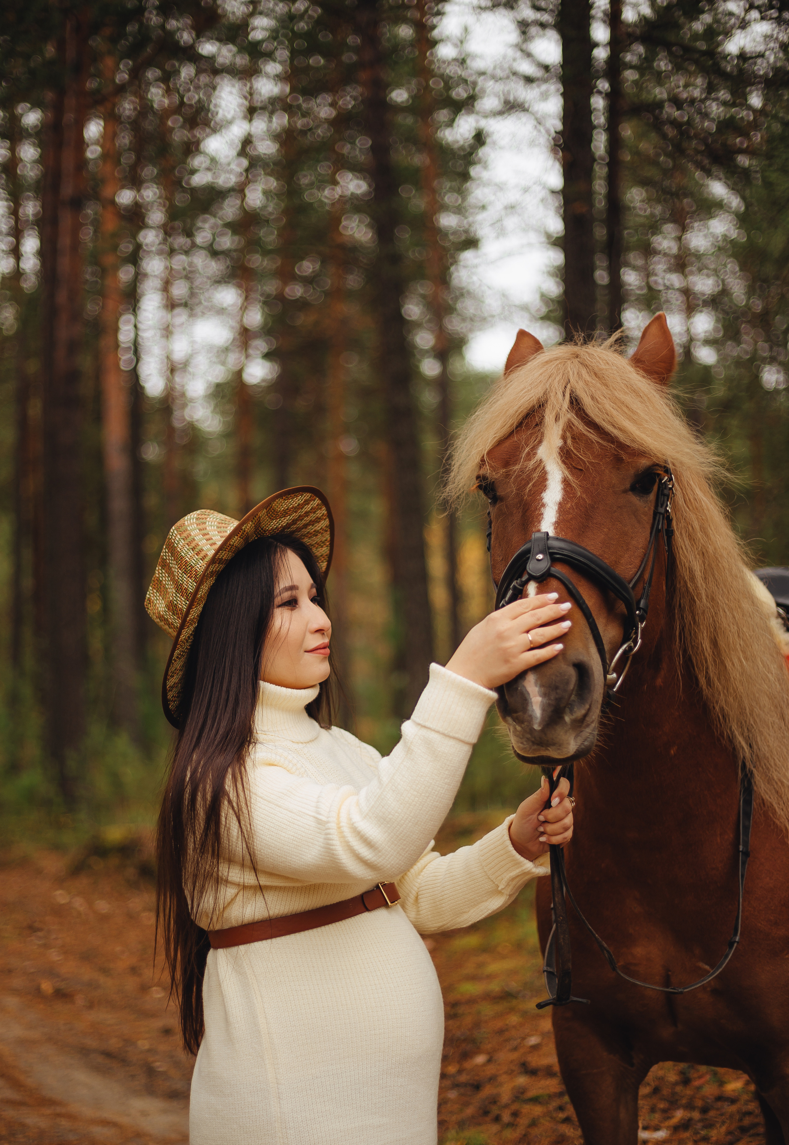 Прогулка с лошадью. Фотограф Мария Новоселова. Сургут