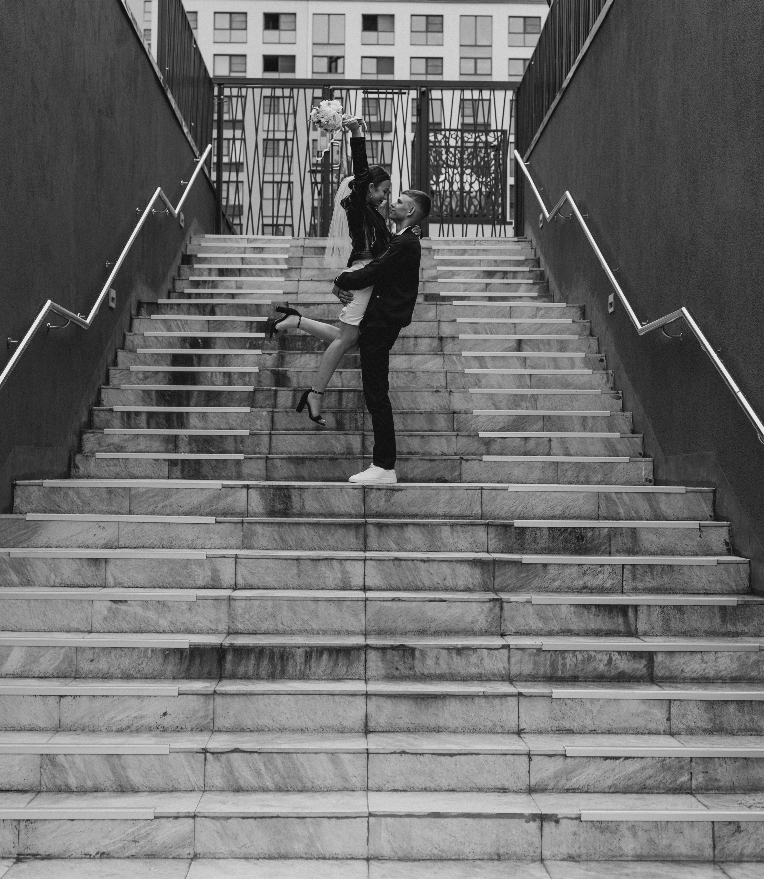 Саша и Элина. Прогулка. Новин квартал. Фотограф Мария Новоселова. Сургут