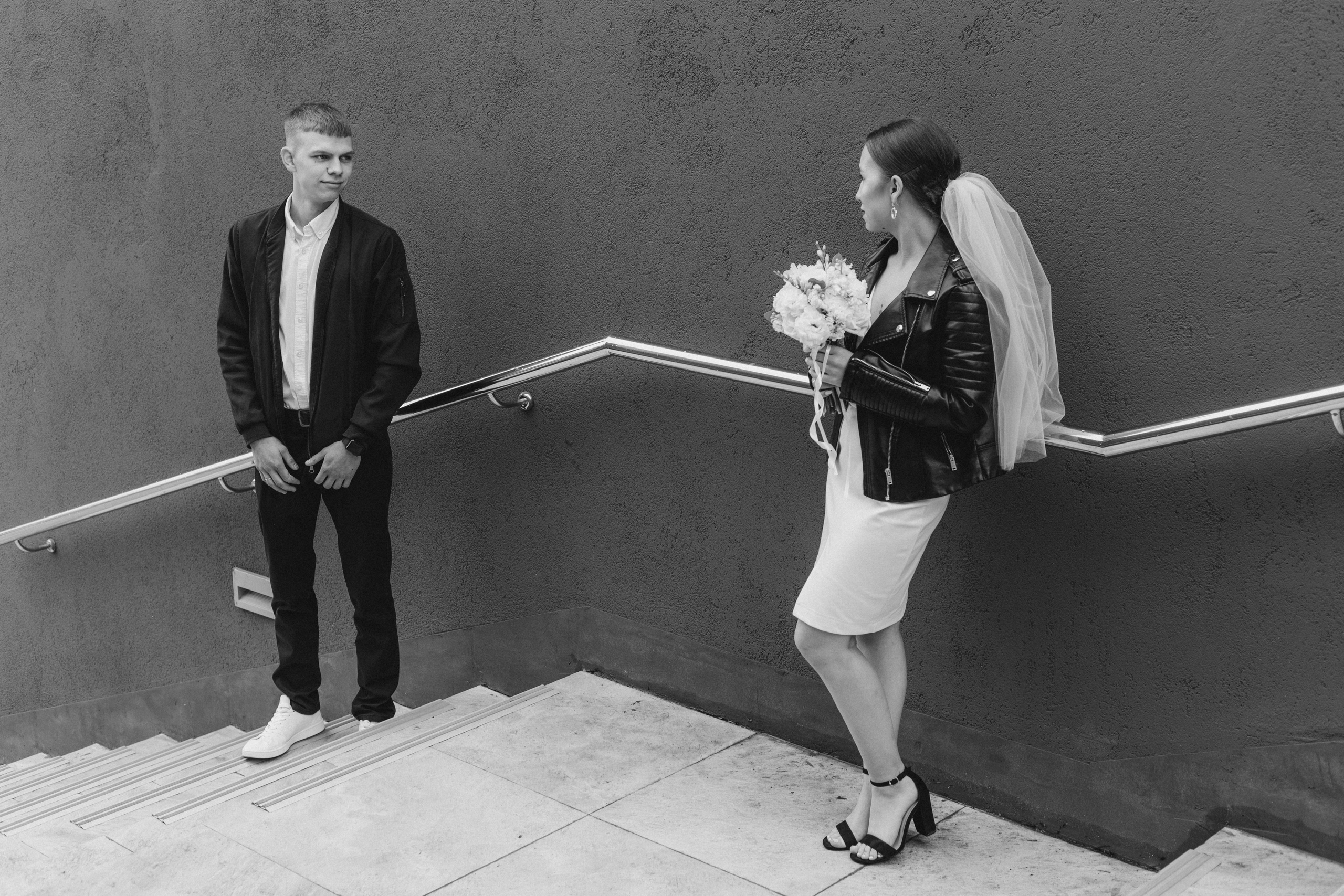 Саша и Элина. Прогулка. Новин квартал. Фотограф Мария Новоселова. Сургут