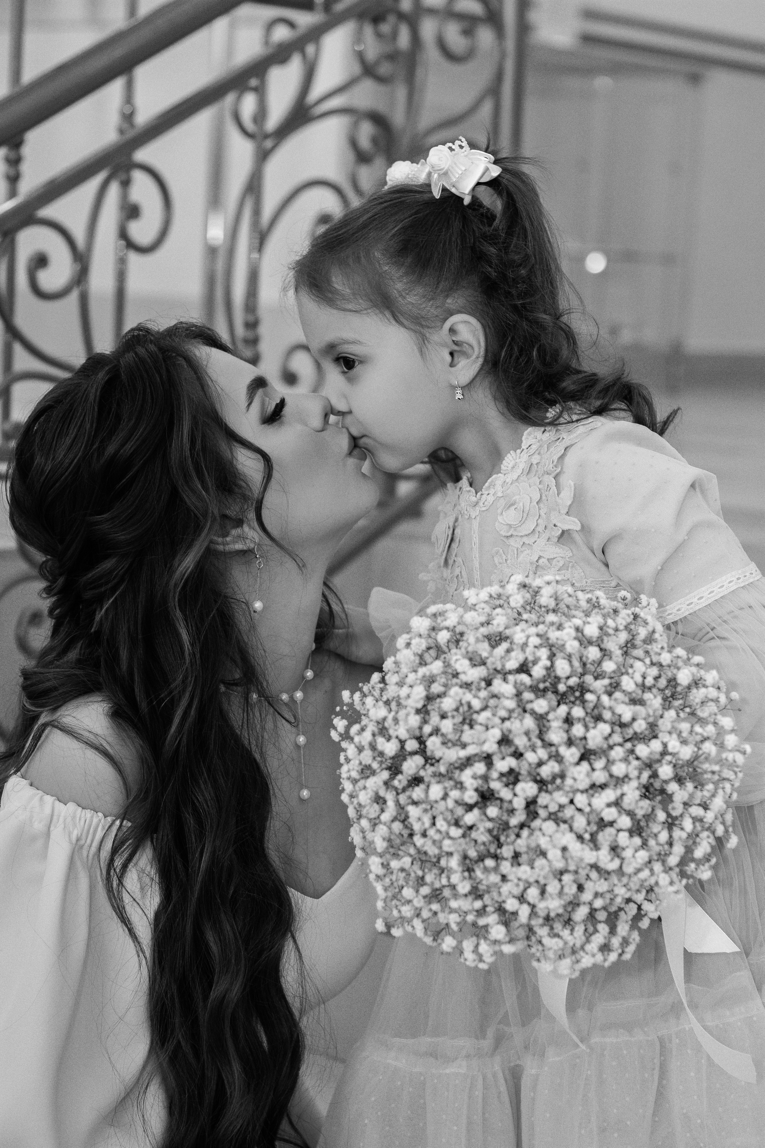 Артур и Зоя. Загс и прогулка. Фотограф Мария Новоселова. Сургут