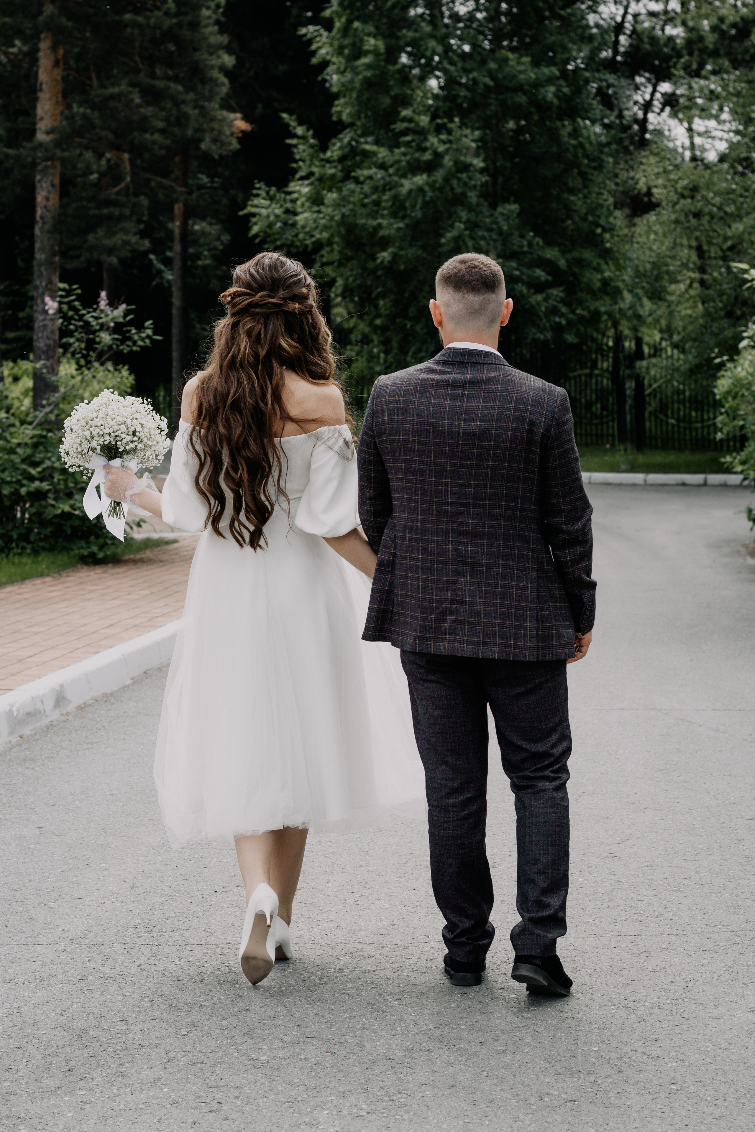 Артур и Зоя. Загс и прогулка. Фотограф Мария Новоселова. Сургут