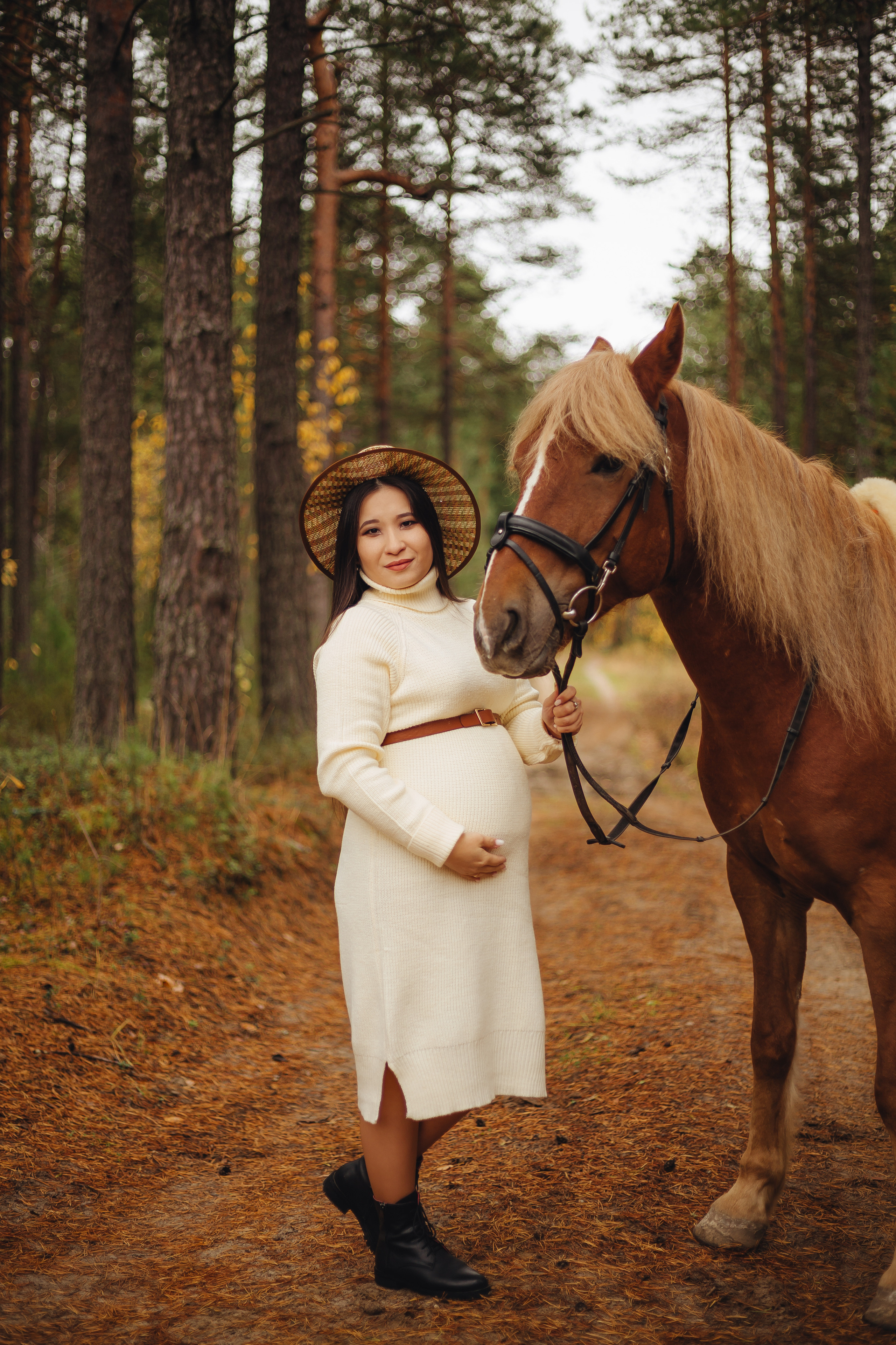 Прогулка с лошадью. Фотограф Мария Новоселова. Сургут