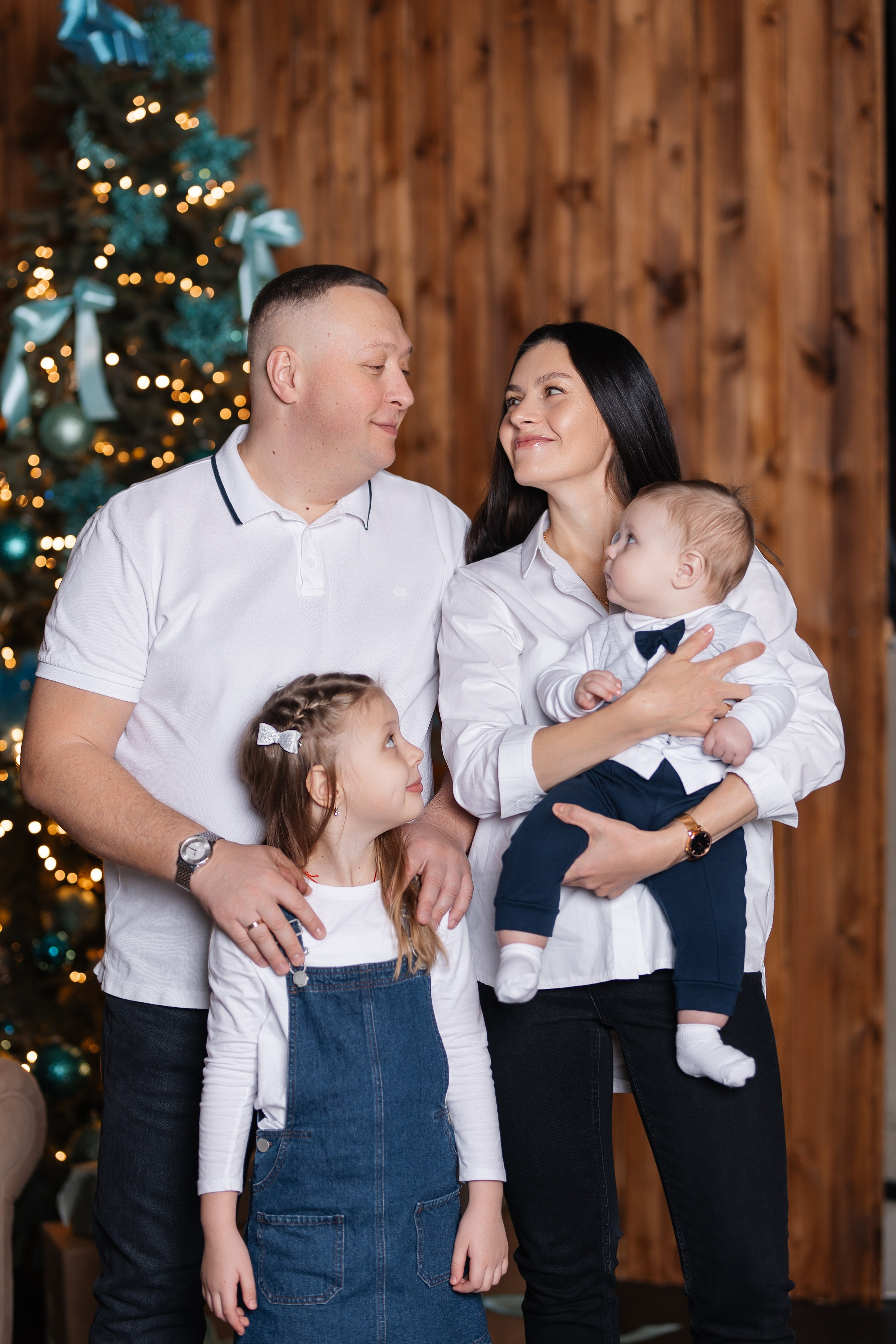 Семейная новогодняя фотосессия
