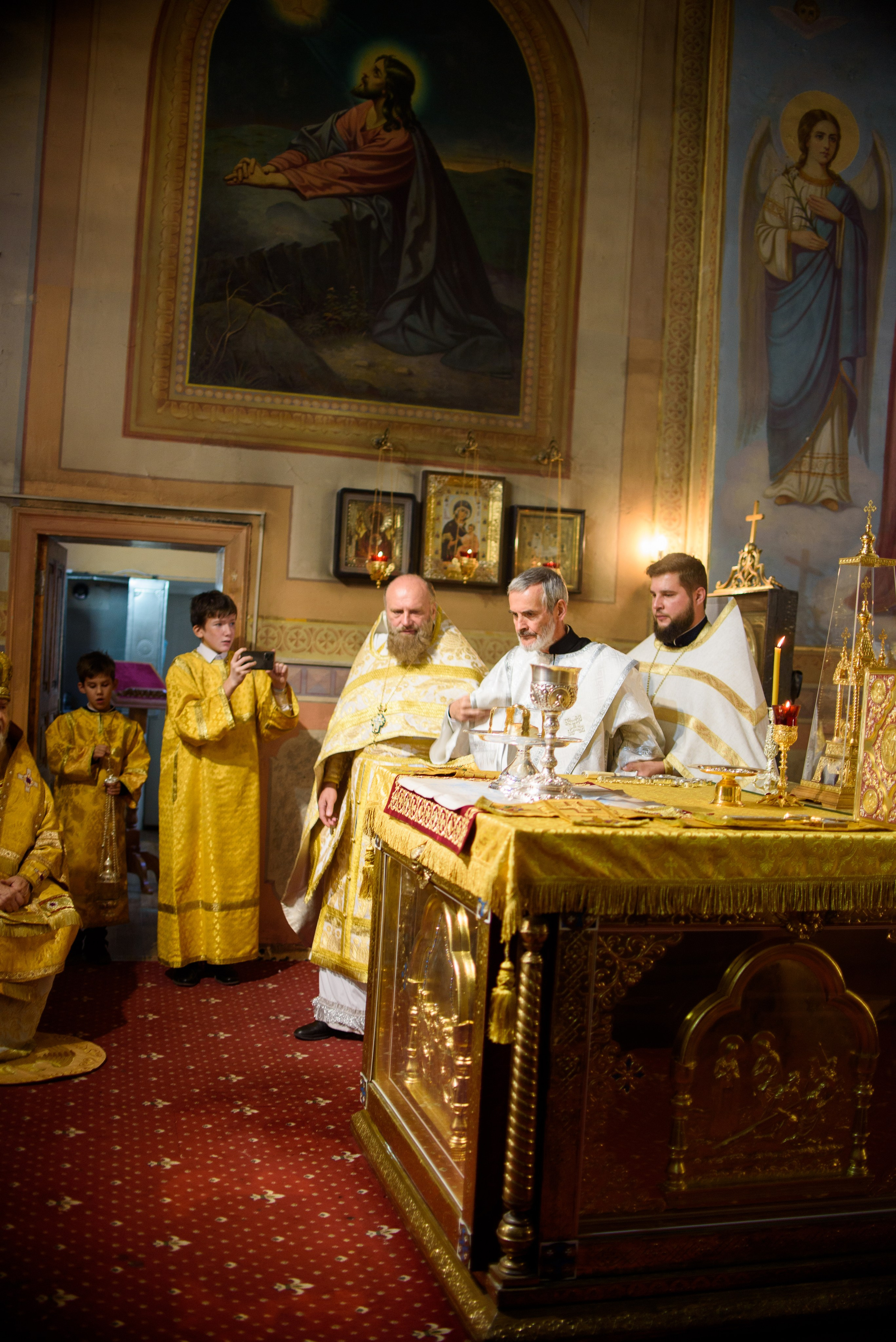Воскресная литургия 29.10.2023. Семейный и свадебный фотограф в Феодосии и Коктебеле