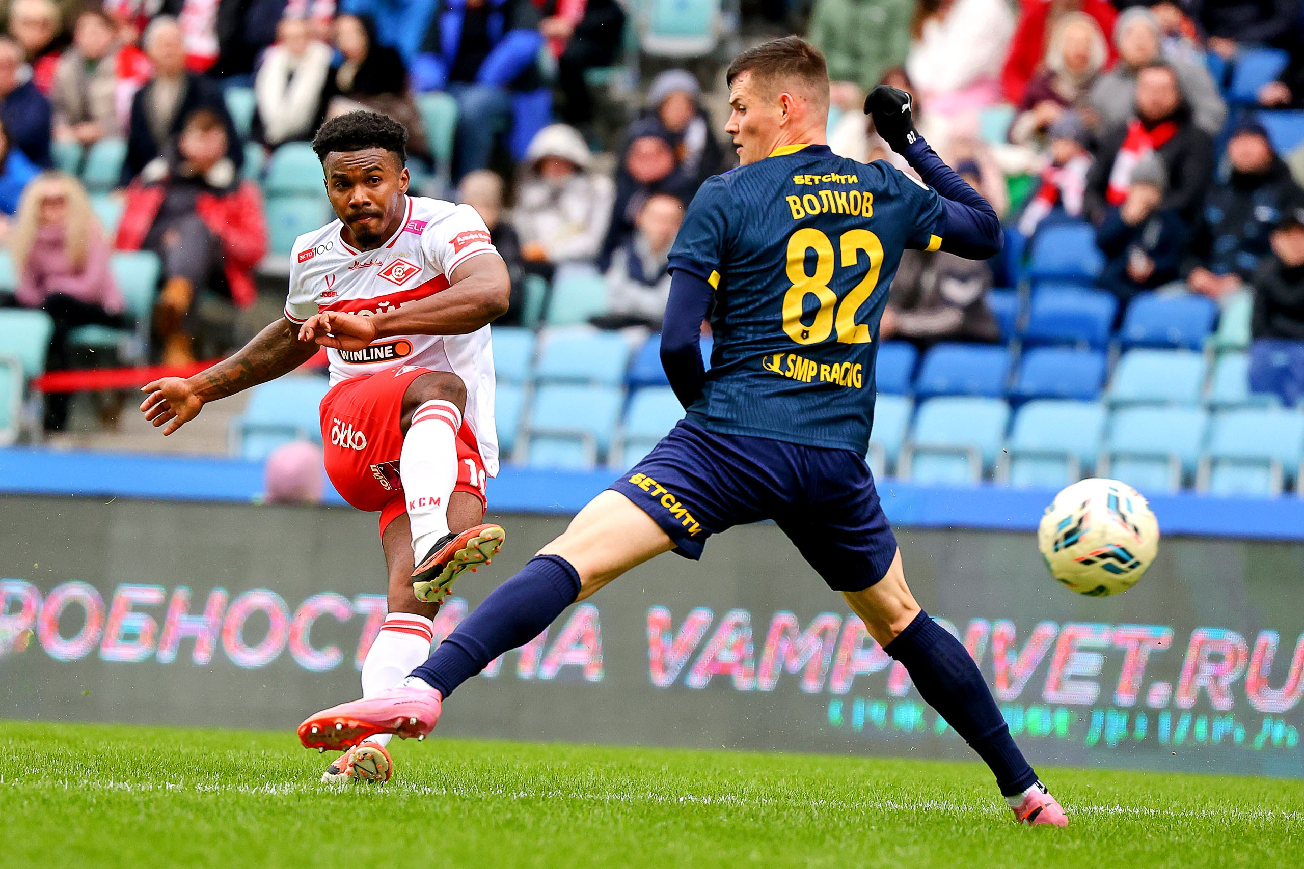 Photography of football matches, football, photojournalist, sports rep. Reportage photographer in Nizhny Novgorod and Moscow angelina Ilyichev
