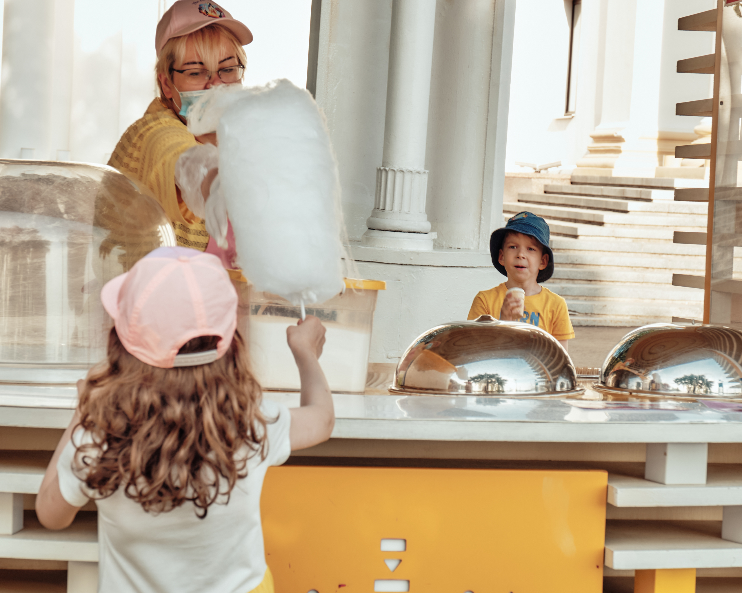 Юля с пятью детьми. Фотограф Максим Ерёмин