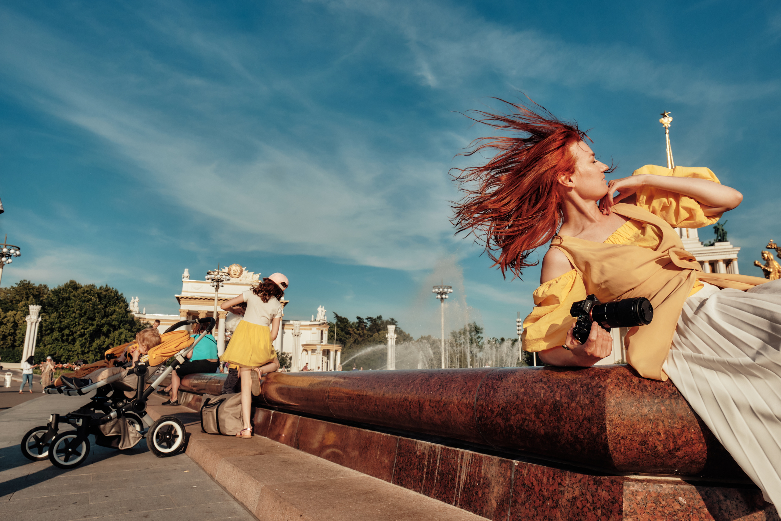 Юля с пятью детьми. Фотограф Максим Ерёмин