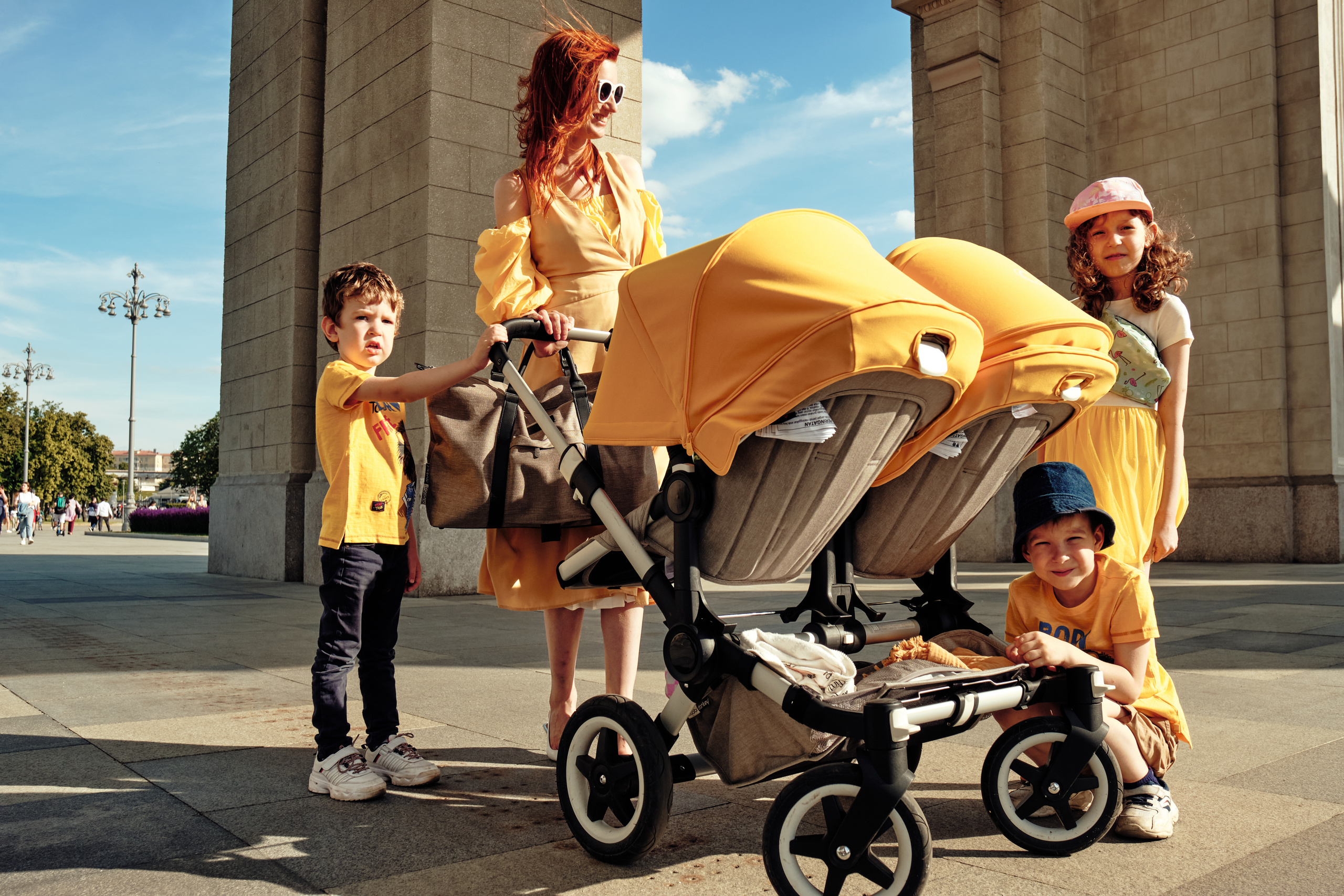 Юля с пятью детьми. Фотограф Максим Ерёмин