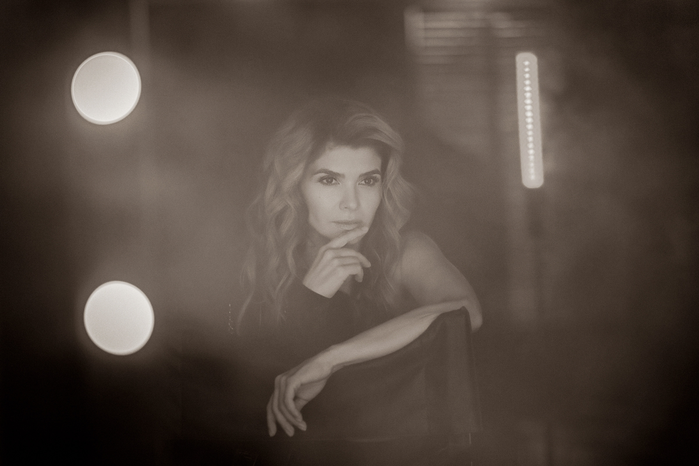 Фотосессия девушки на боксерском ринге СПб. Фотограф женский и мужской портрет Санкт-Петербург