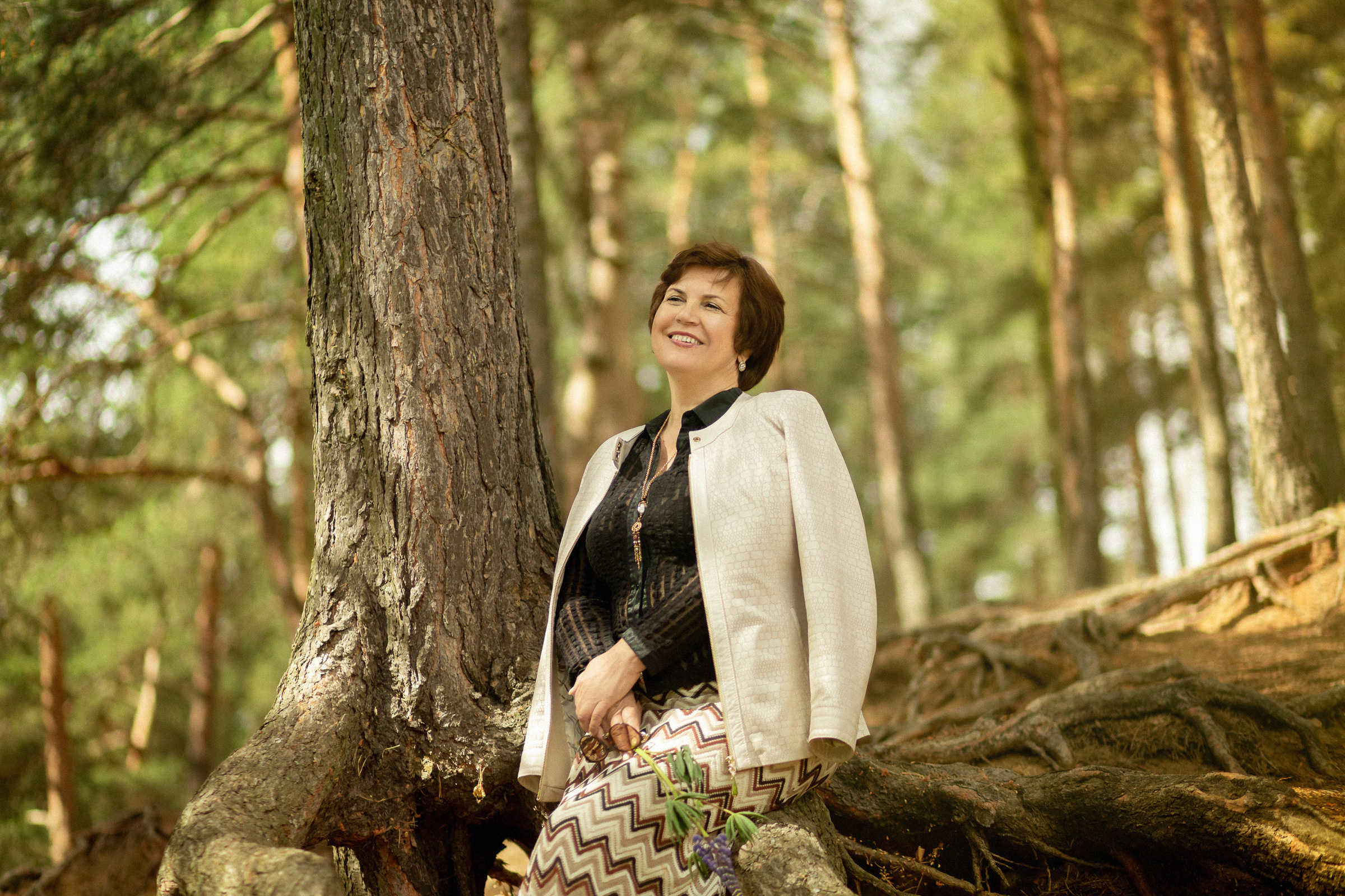 Фотосессия взрослой женщины на природе. Фотограф женский и мужской портрет Санкт-Петербург