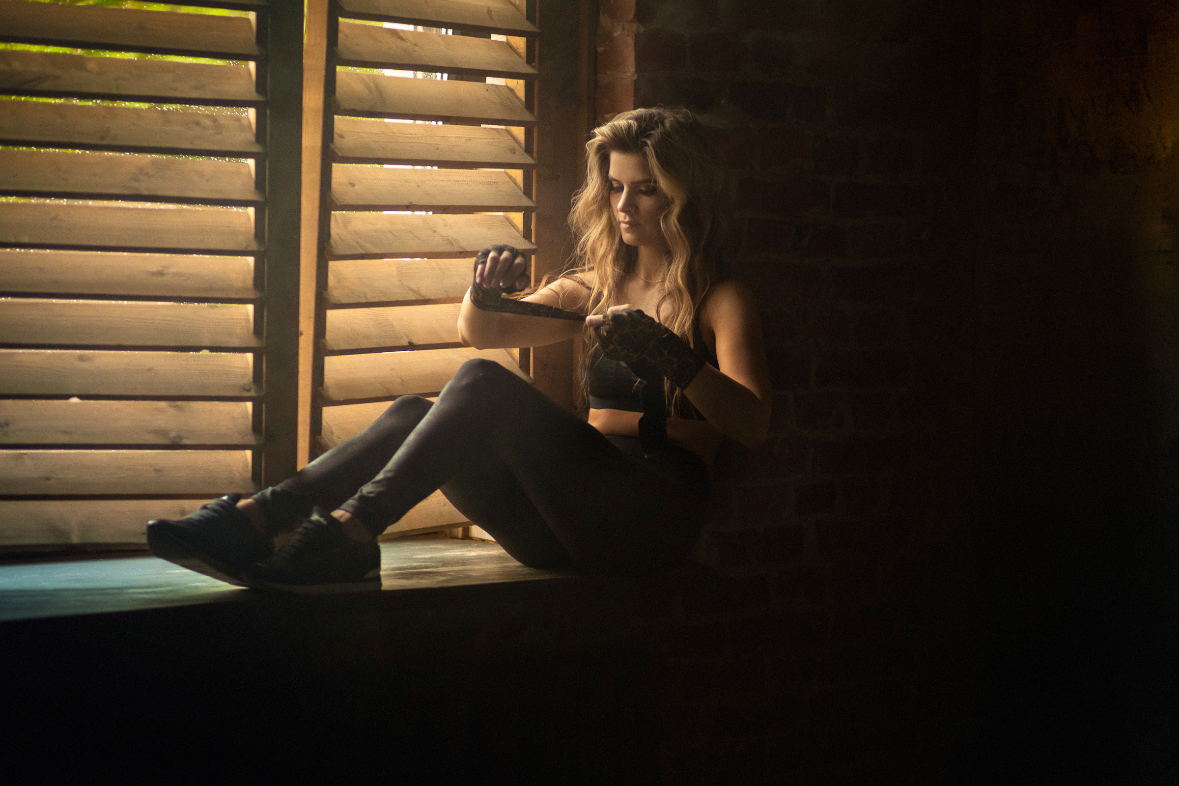 Фотосессия девушки на боксерском ринге СПб. Фотограф женский и мужской портрет Санкт-Петербург