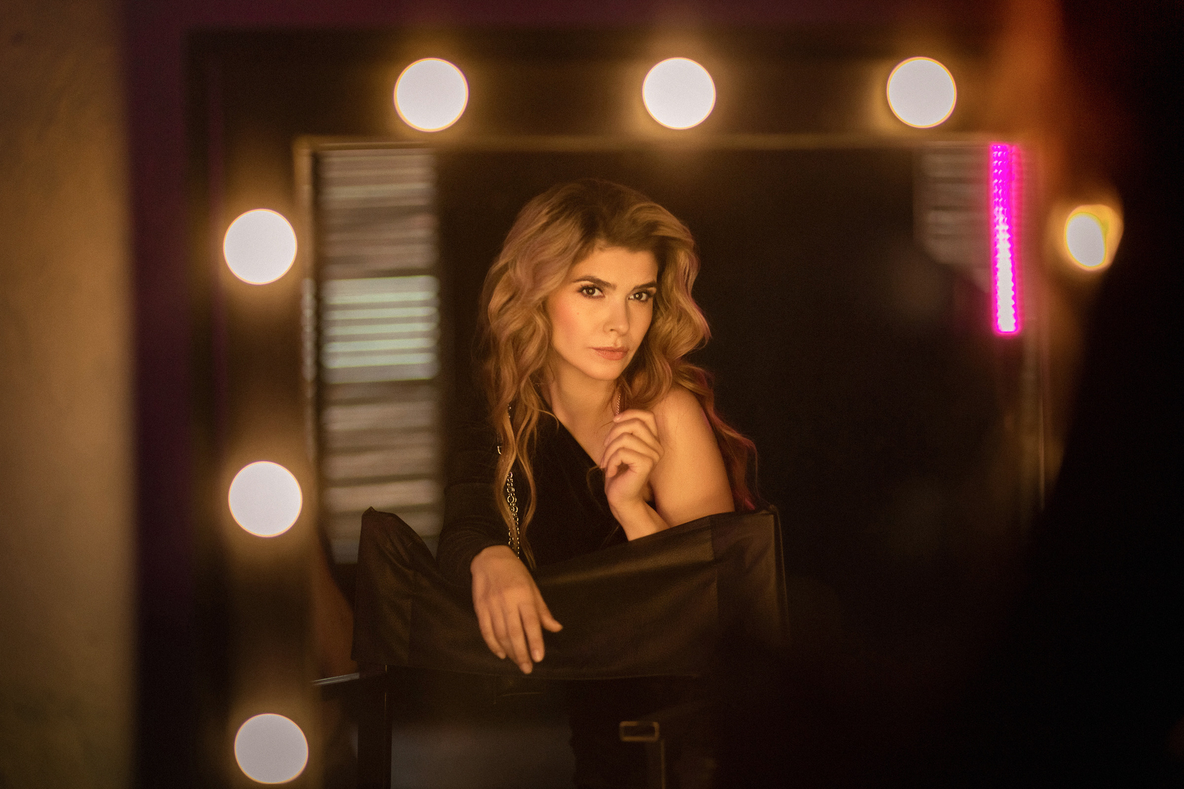 Фотосессия девушки на боксерском ринге СПб. Фотограф женский и мужской портрет Санкт-Петербург