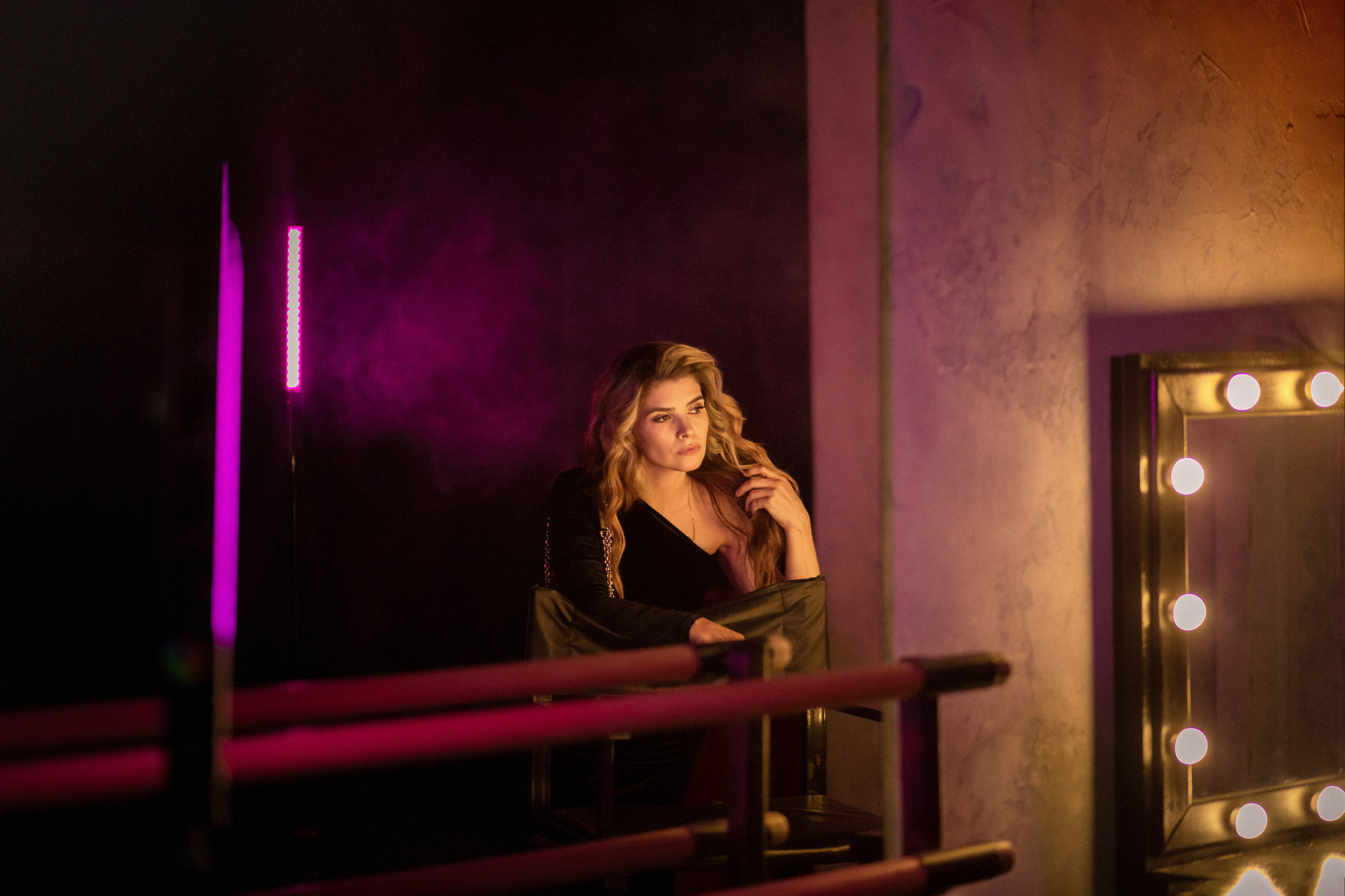 Фотосессия девушки на боксерском ринге СПб. Фотограф женский и мужской портрет Санкт-Петербург