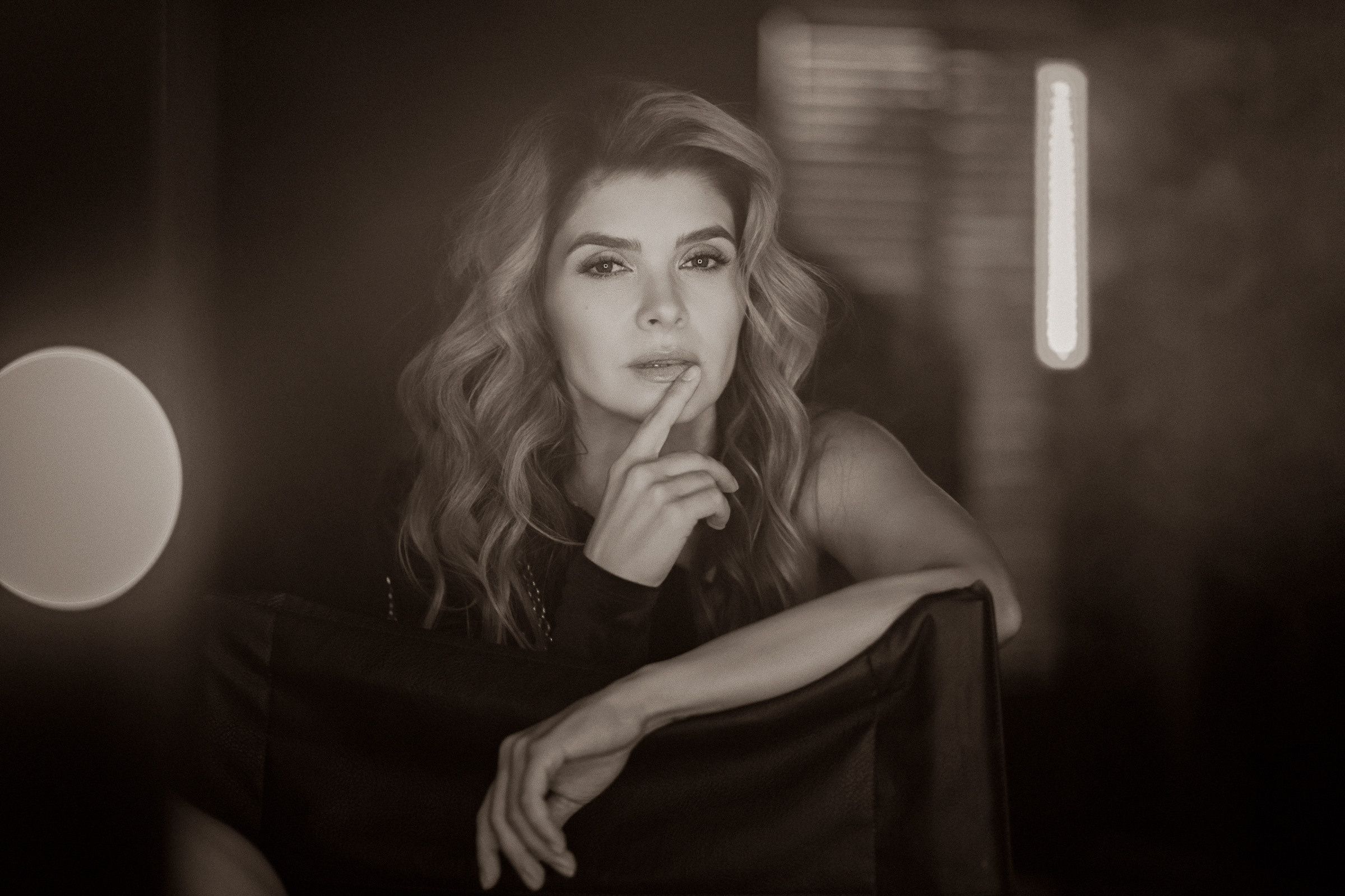 Фотосессия девушки на боксерском ринге СПб. Фотограф женский и мужской портрет Санкт-Петербург