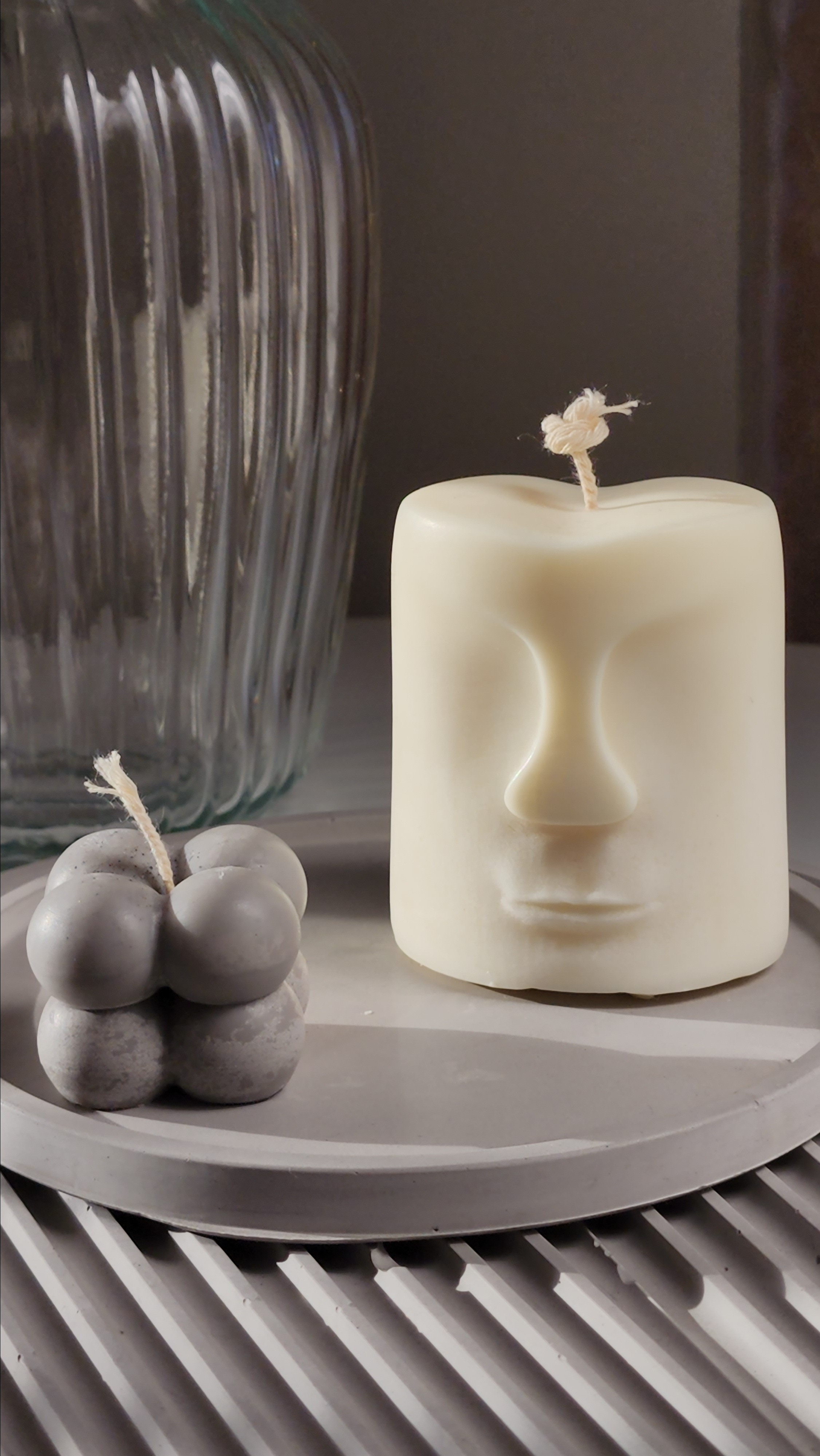 Подносы. Изделия из гипса и соевые свечи ручной работы