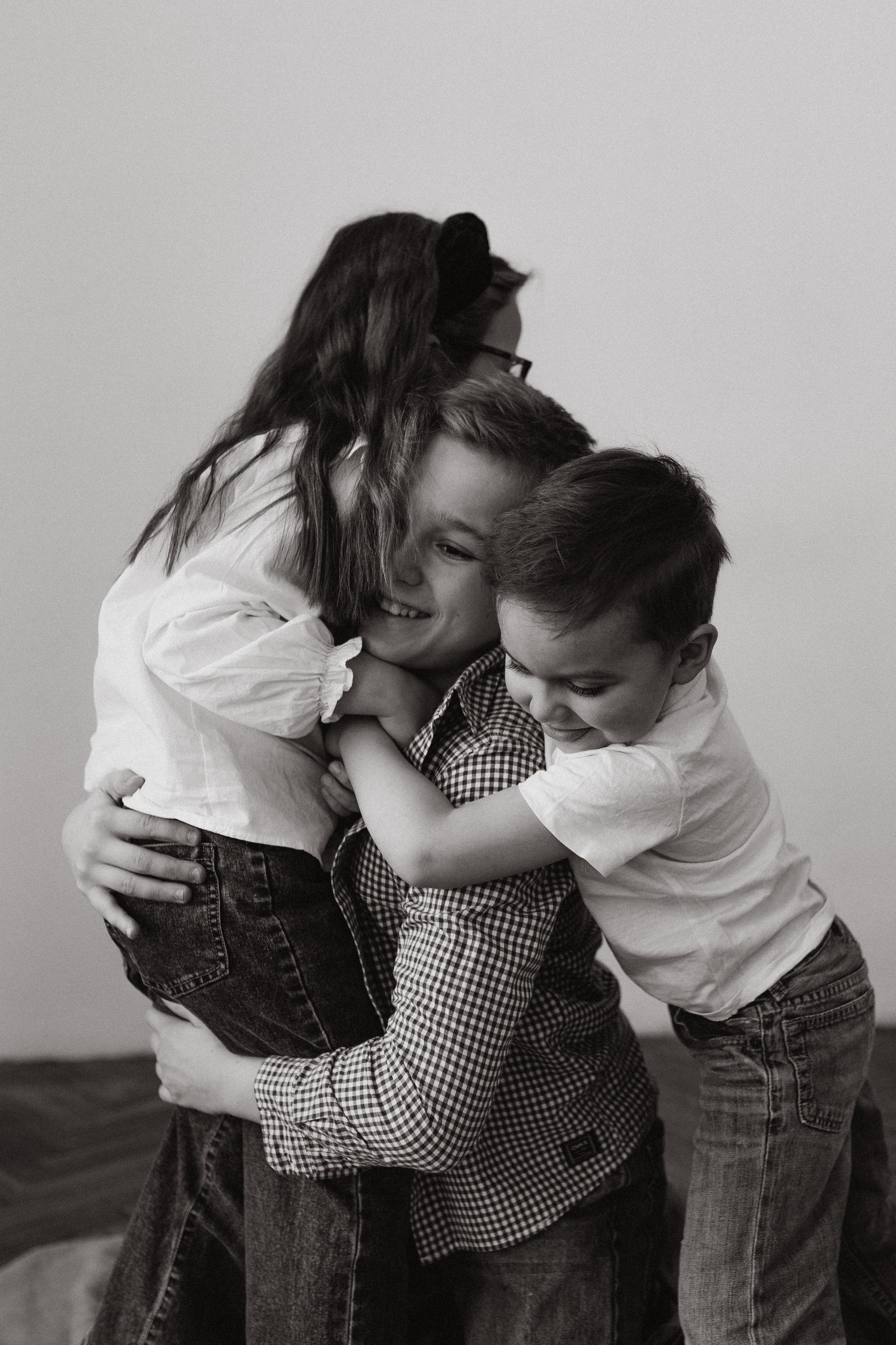 Большая семья в студии. Семейный фотограф в Москве Жукова Анна