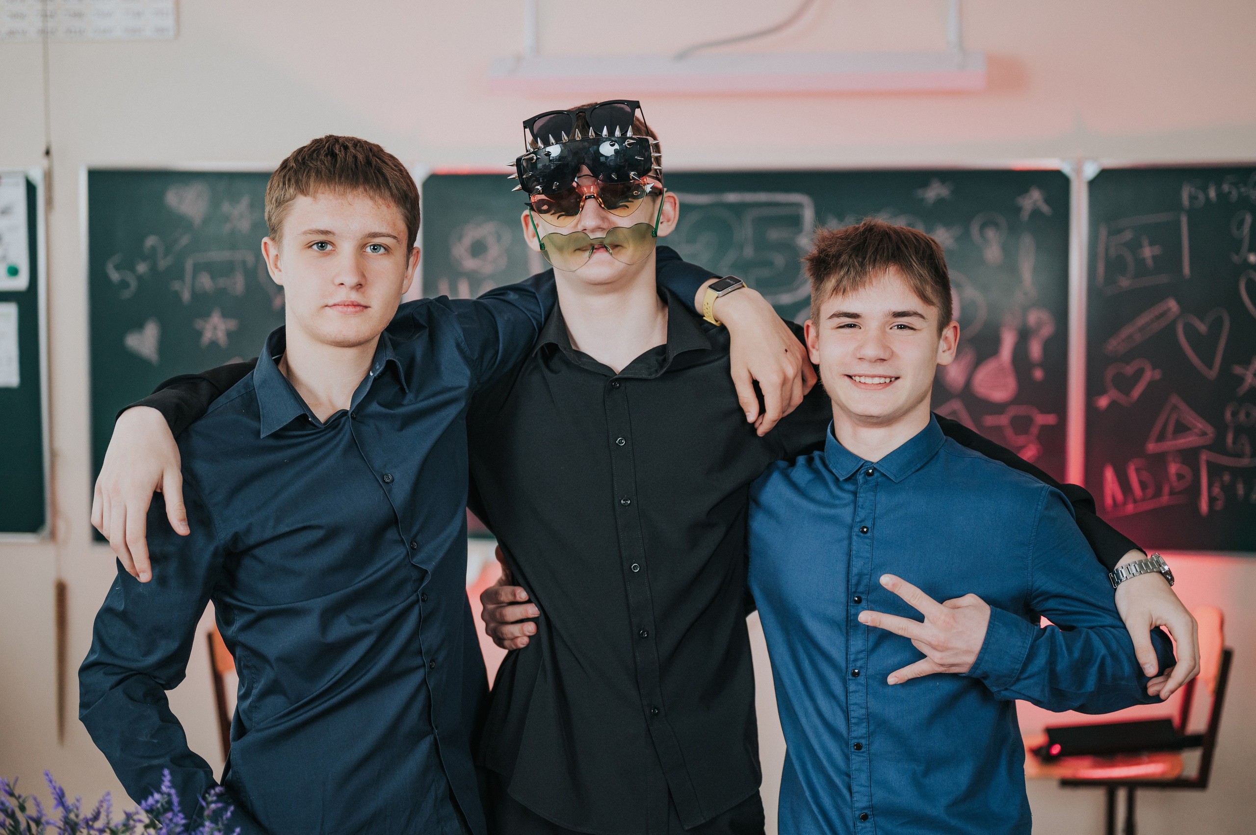 В школе. Выпускные альбомы и Школьный фотограф в Алексеевке, Бирюче, Красном