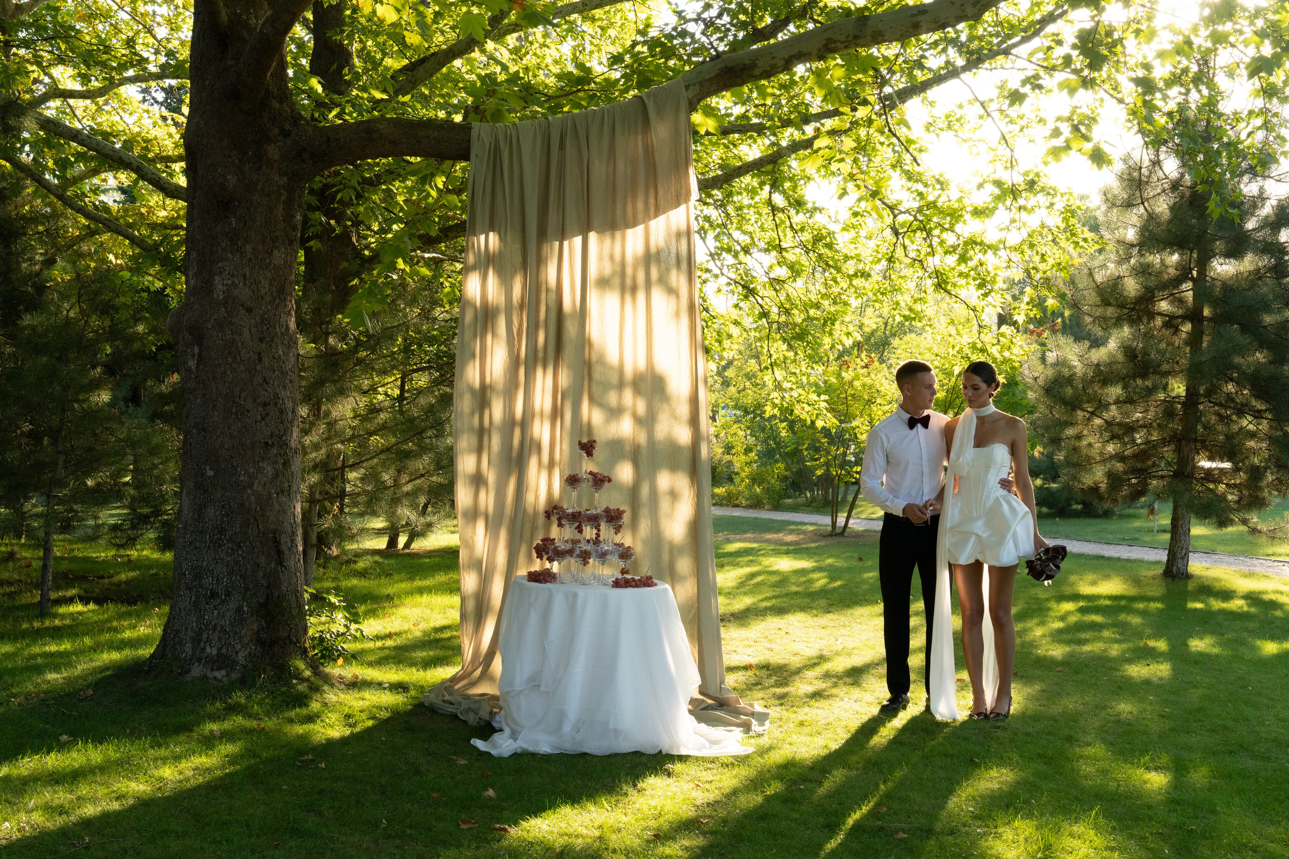 Свадебная прогулка. Свадебный фотограф Виктория Роса