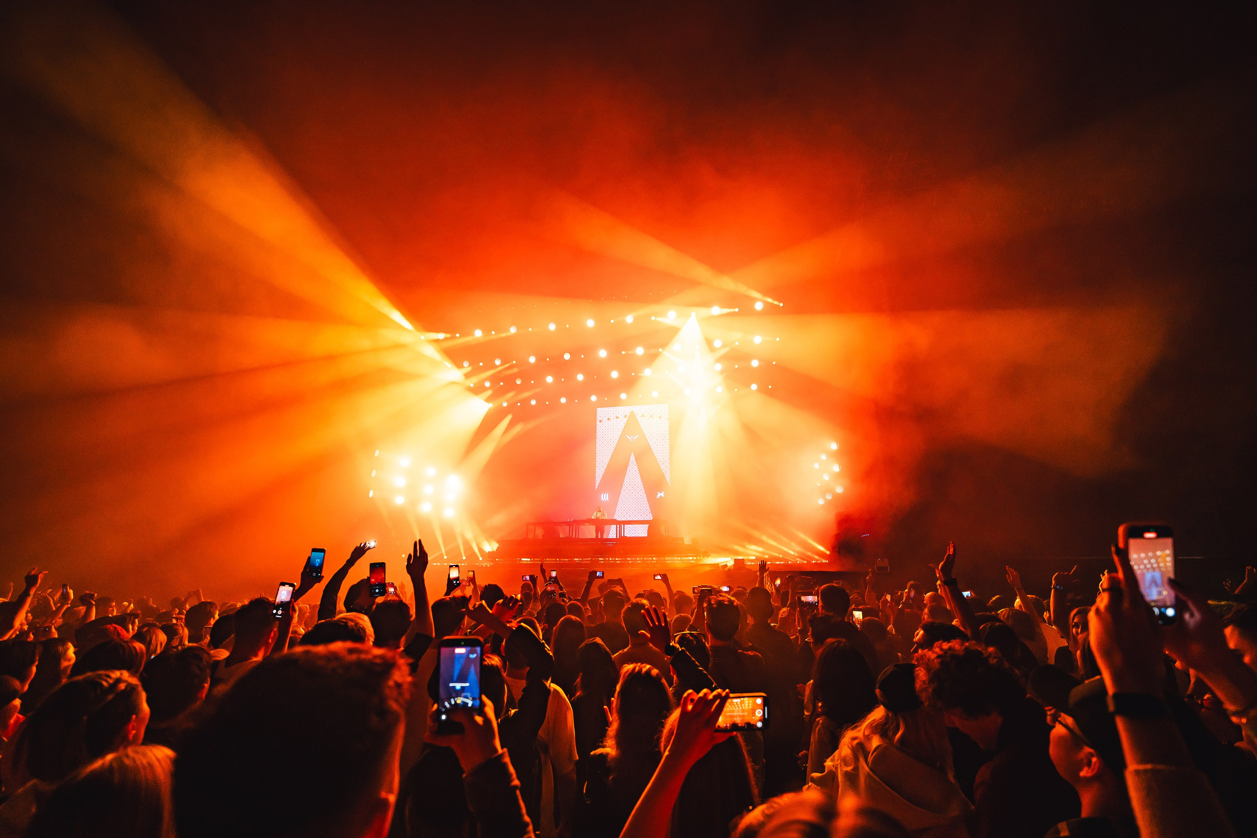 Alan Walker. Магия музыки в кадре: Концертная Фотография