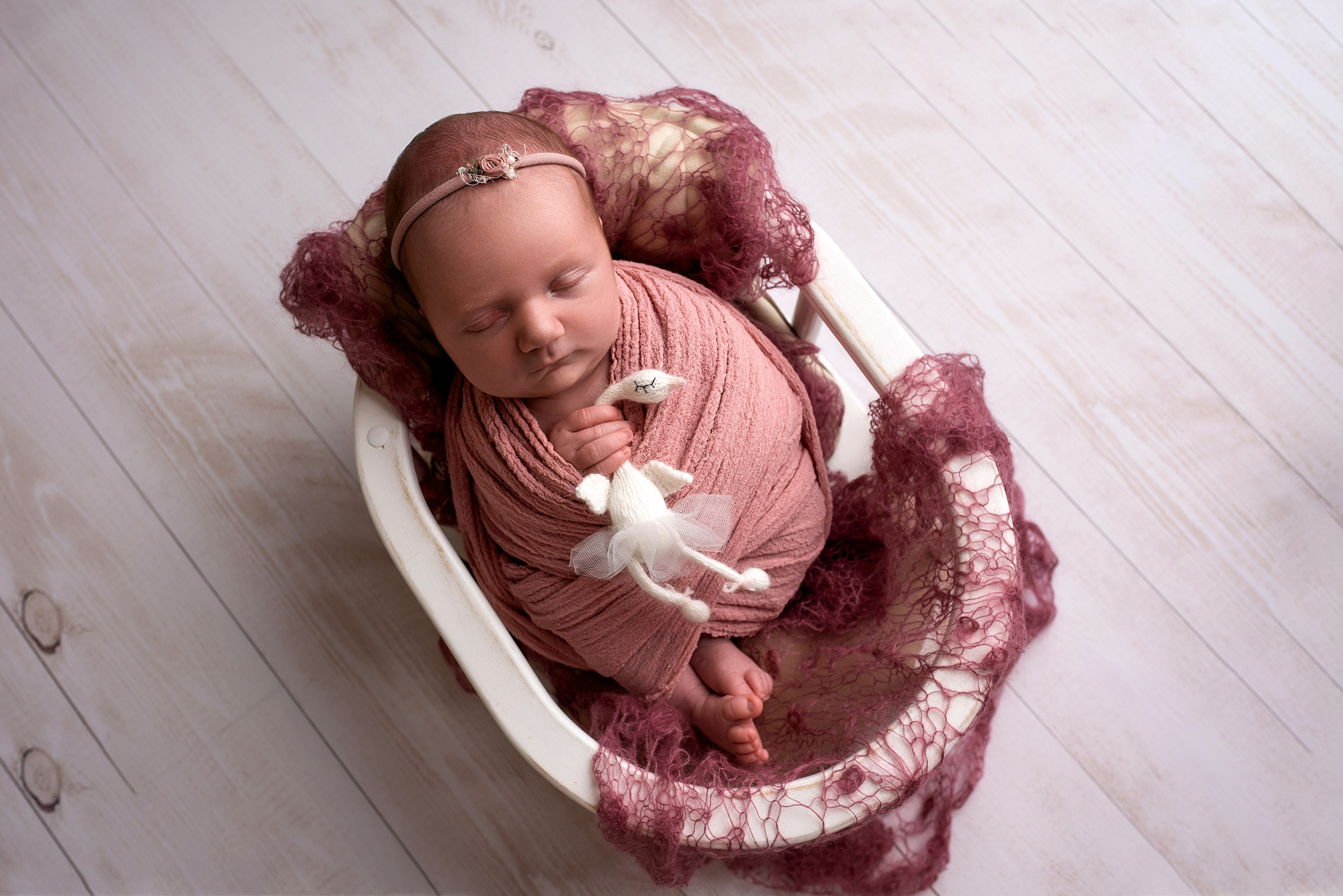 Новорождённые девочки. Детский фотограф новорождённых в Минске Боровик Екатерина