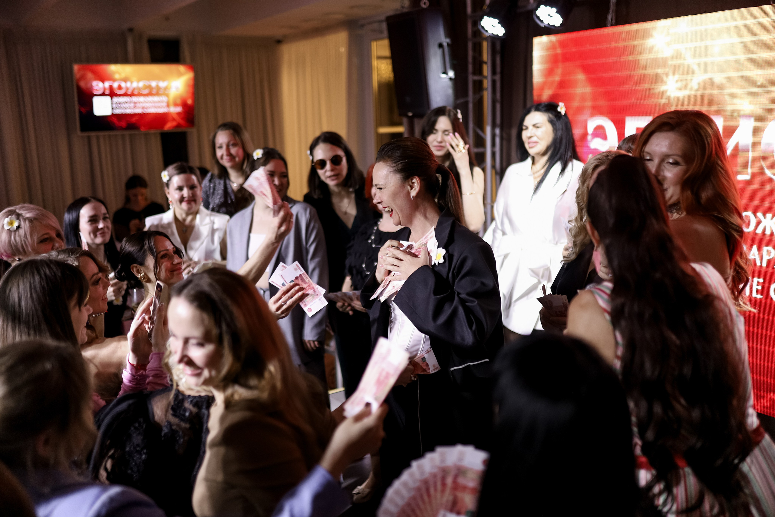 Роскошный вечер Наталии Карамянц