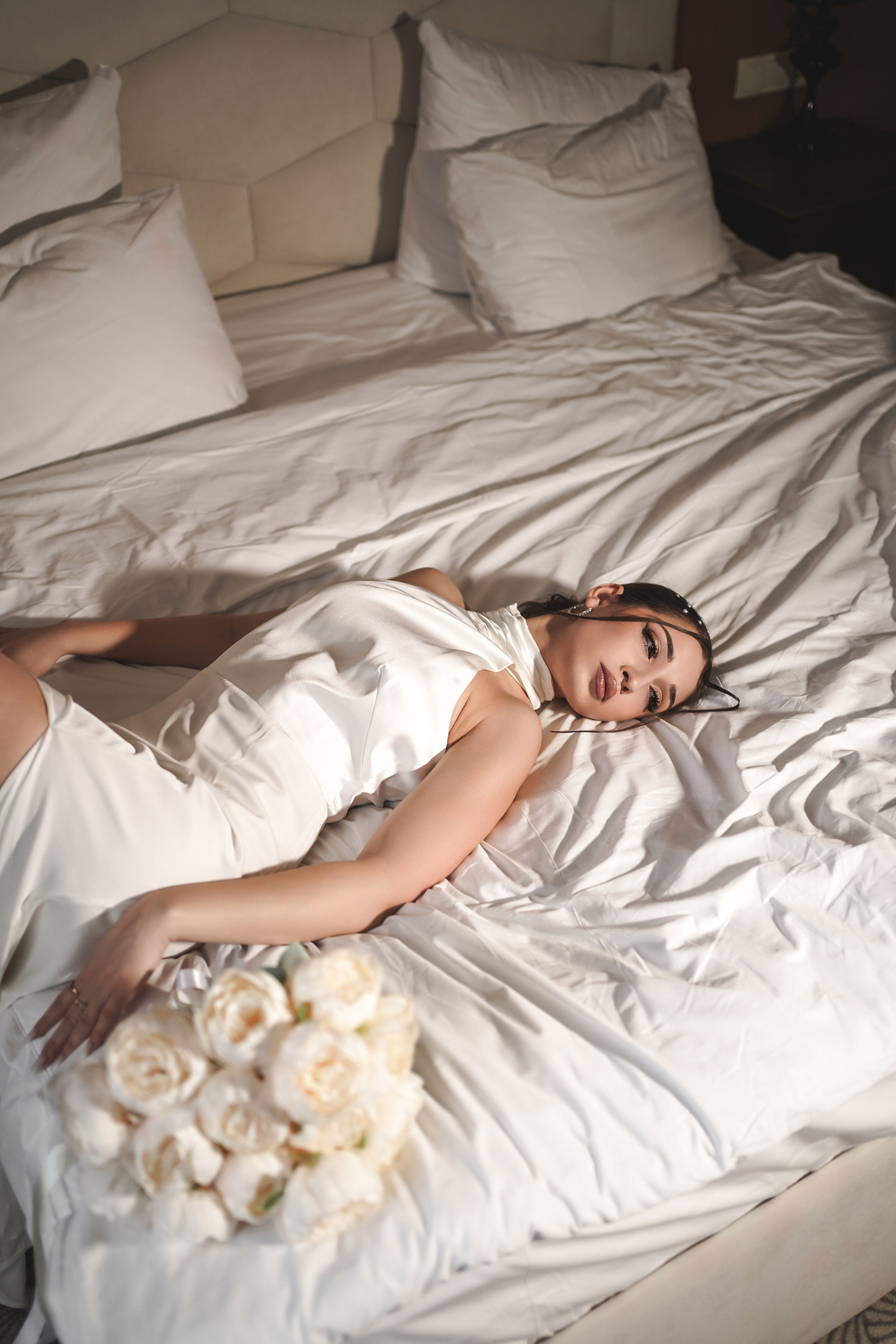 Утро невесты Алины в Графском парке. Свадебный фотограф в Ростове-на-Дону. Таинство Крещения и Венчания, семейные фотосессии. Алёна Чёботова