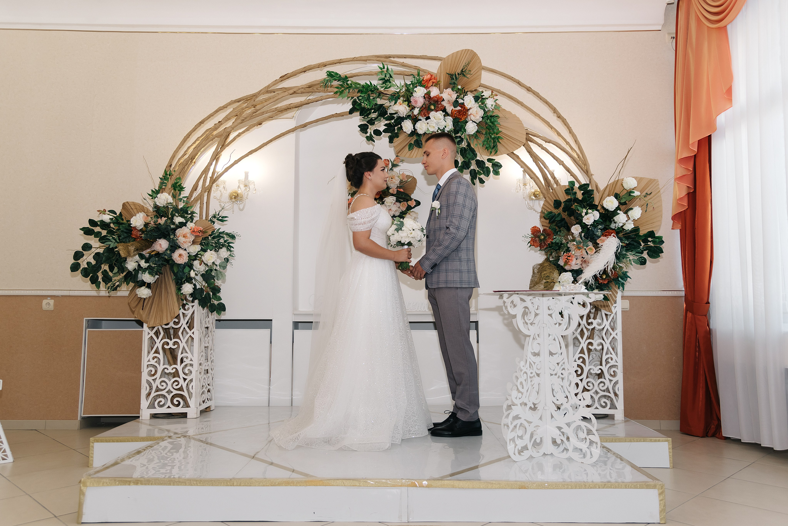 Роман и Карина. Фотограф Волжский Екатерина Егорова