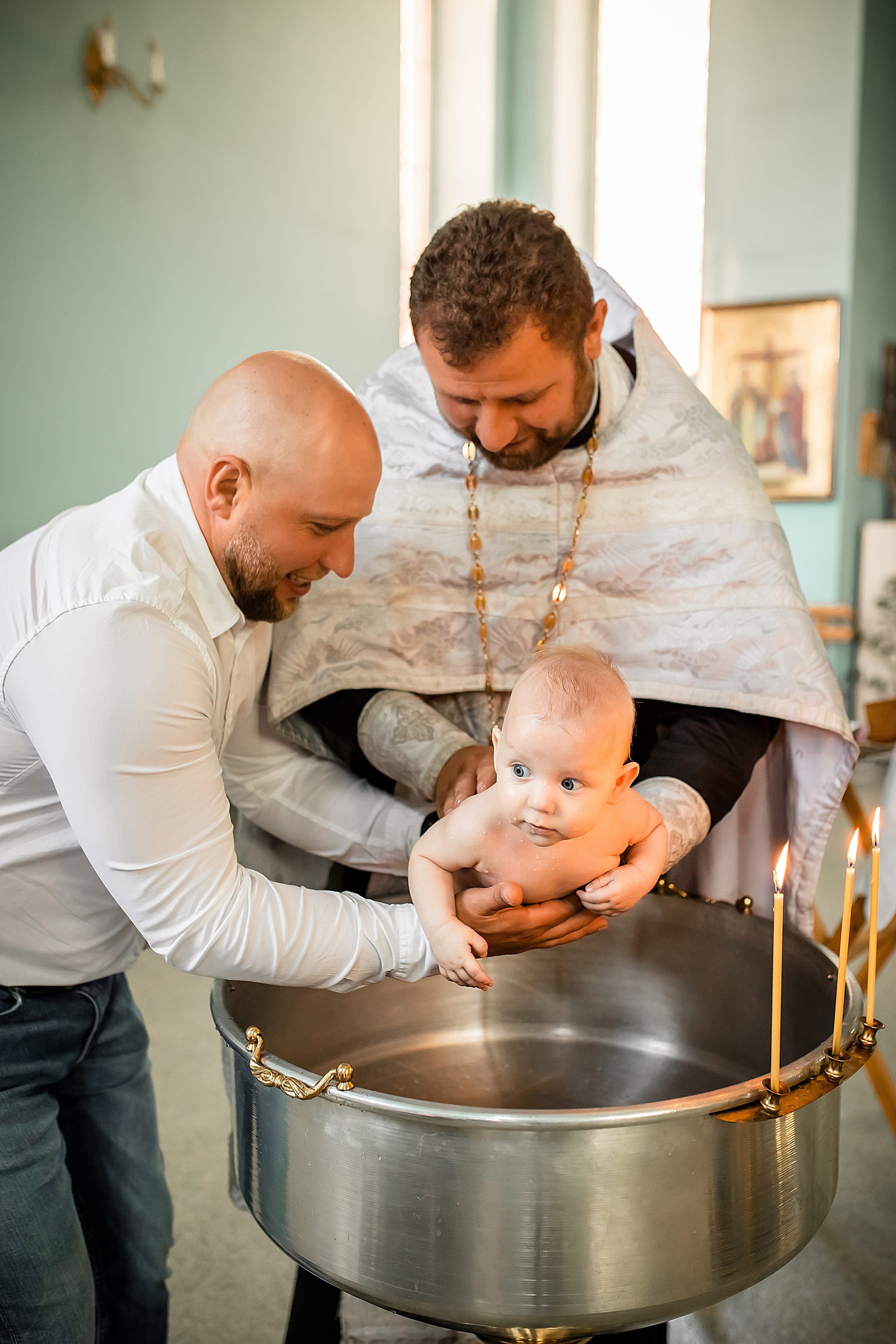 Крещение Милании и Эмилии