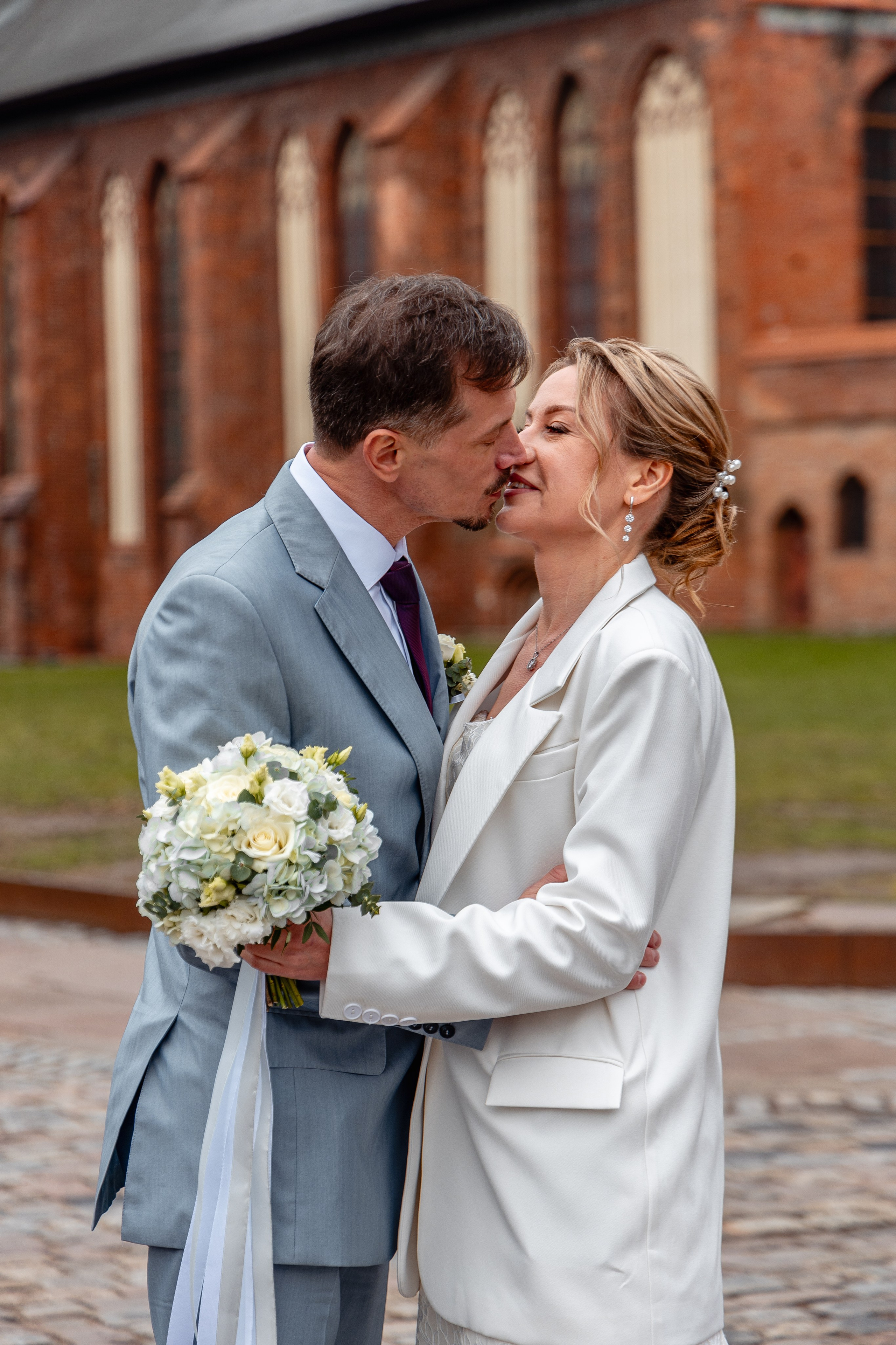 Ирина и Виталий | Остров Канта. Фотограф Елена Медок Калининград