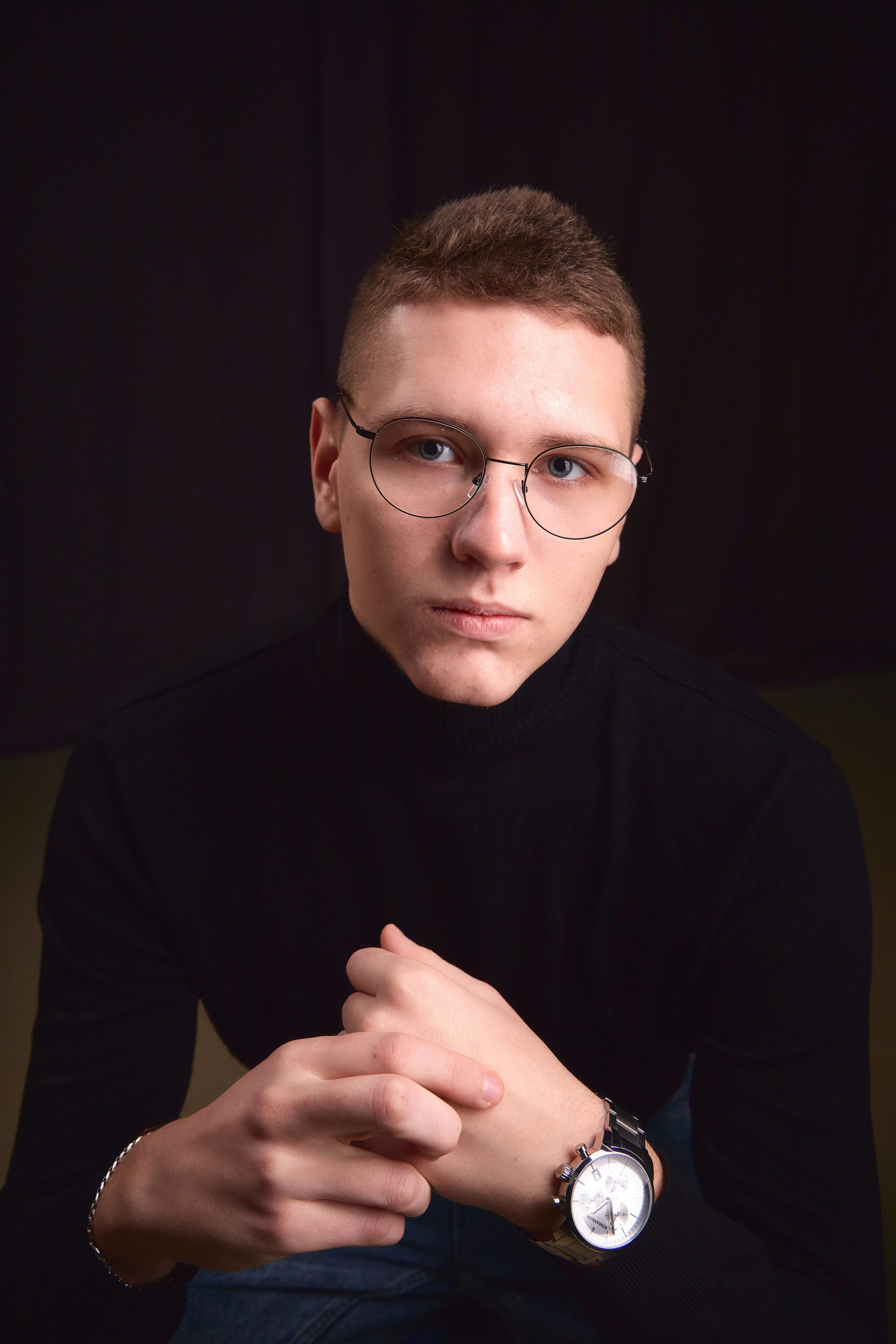 Фотосессия в студии. Портретный и предметный фотограф в Москве Курочкин Алексей