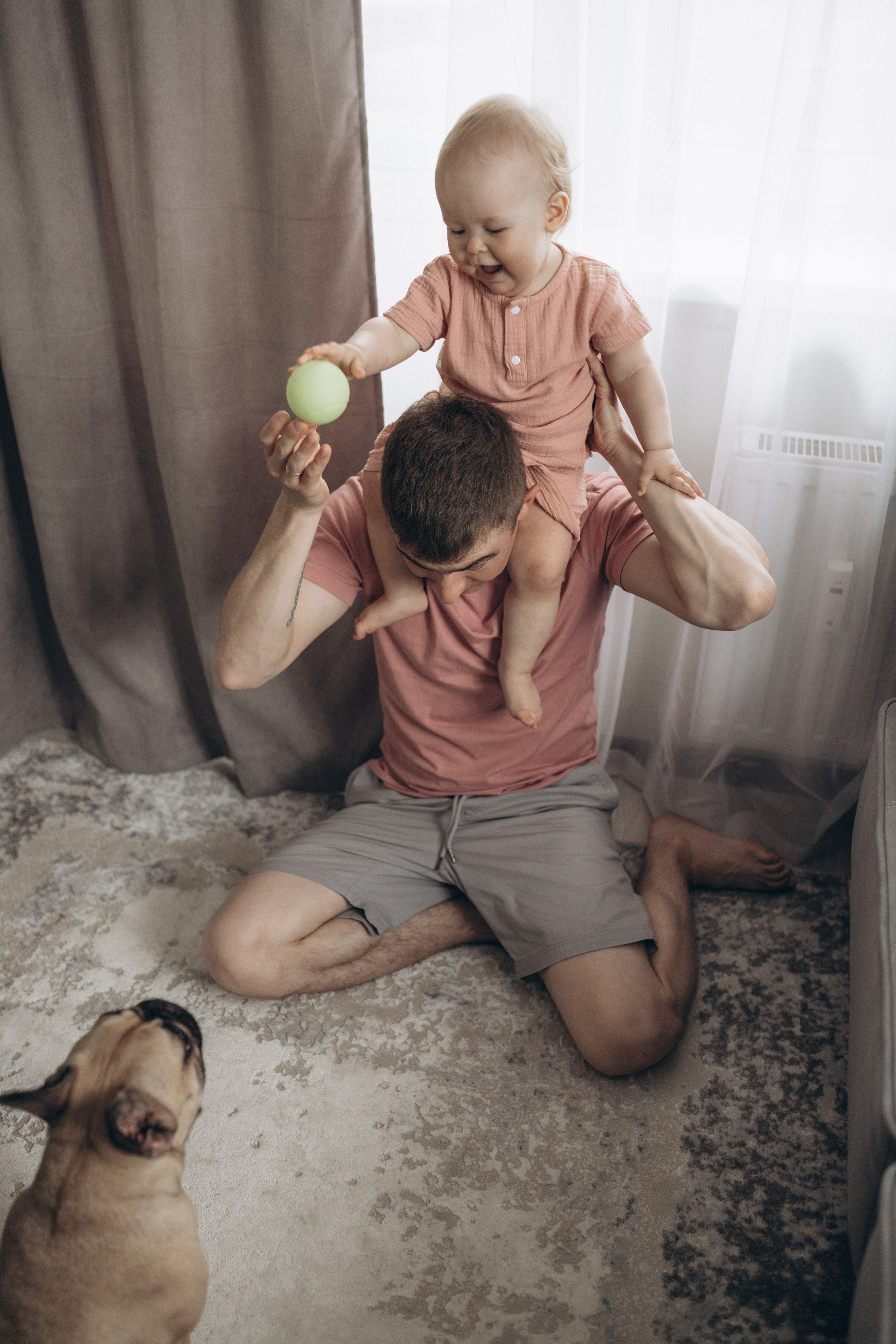 Беременность. Фотограф новорожденных в Тюмени