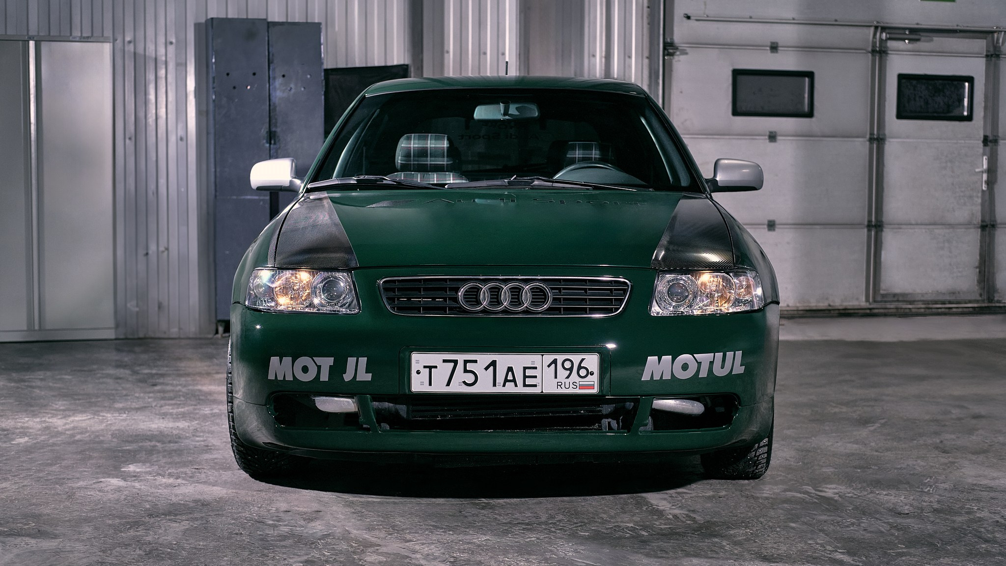 Audi_green. Рекламная фото и видео съёмка в Екатеринбурге