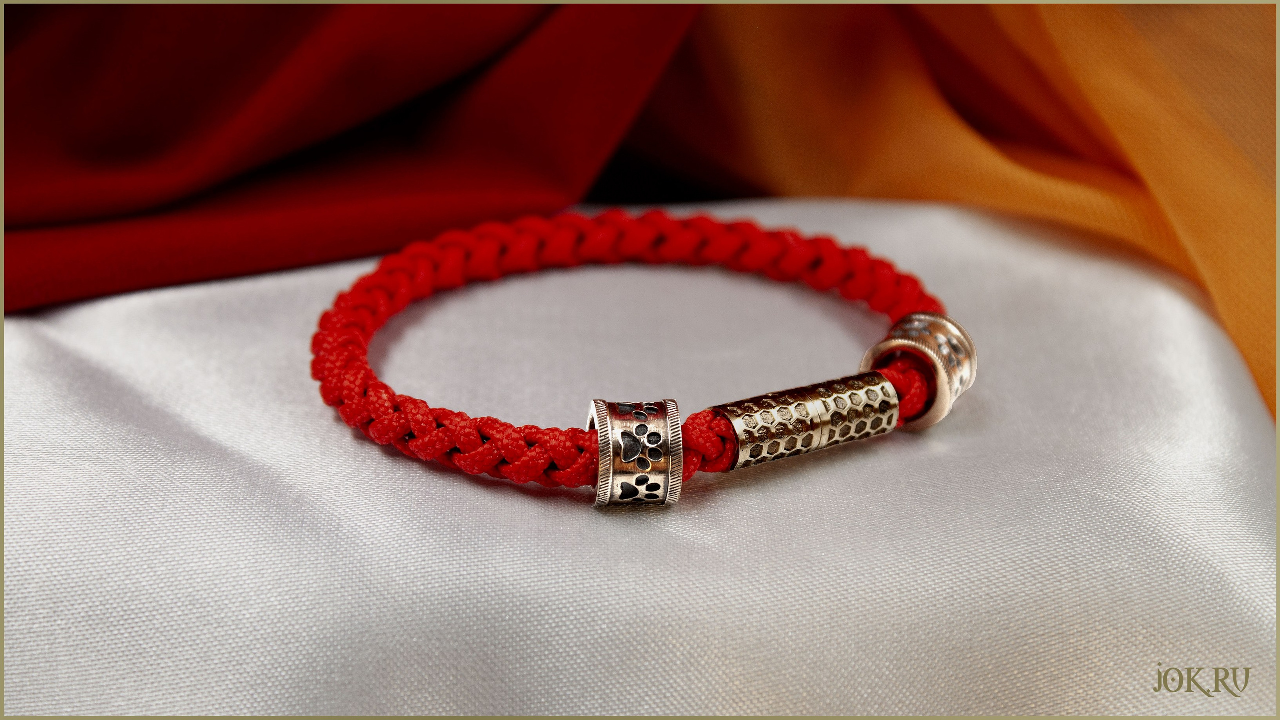 Молодежные браслеты с лапками кошки: милый и модный подарок для подруги