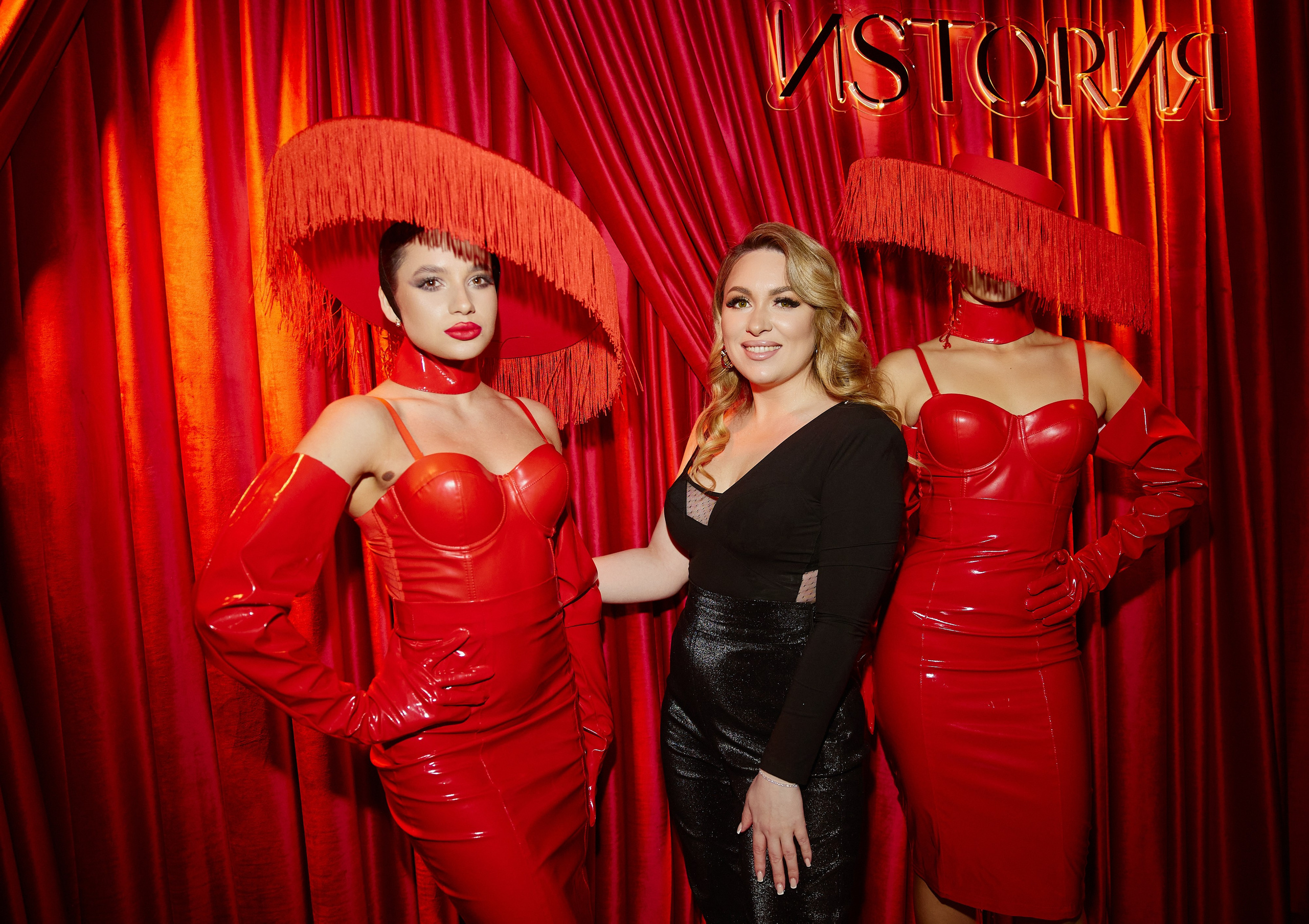 ИSTORИЯ GRAND OPENING. ФОТОГРАФ НА МЕРОПРИЯТИЕ ОТ СОЛЬ МЕДИА PRODUCTION