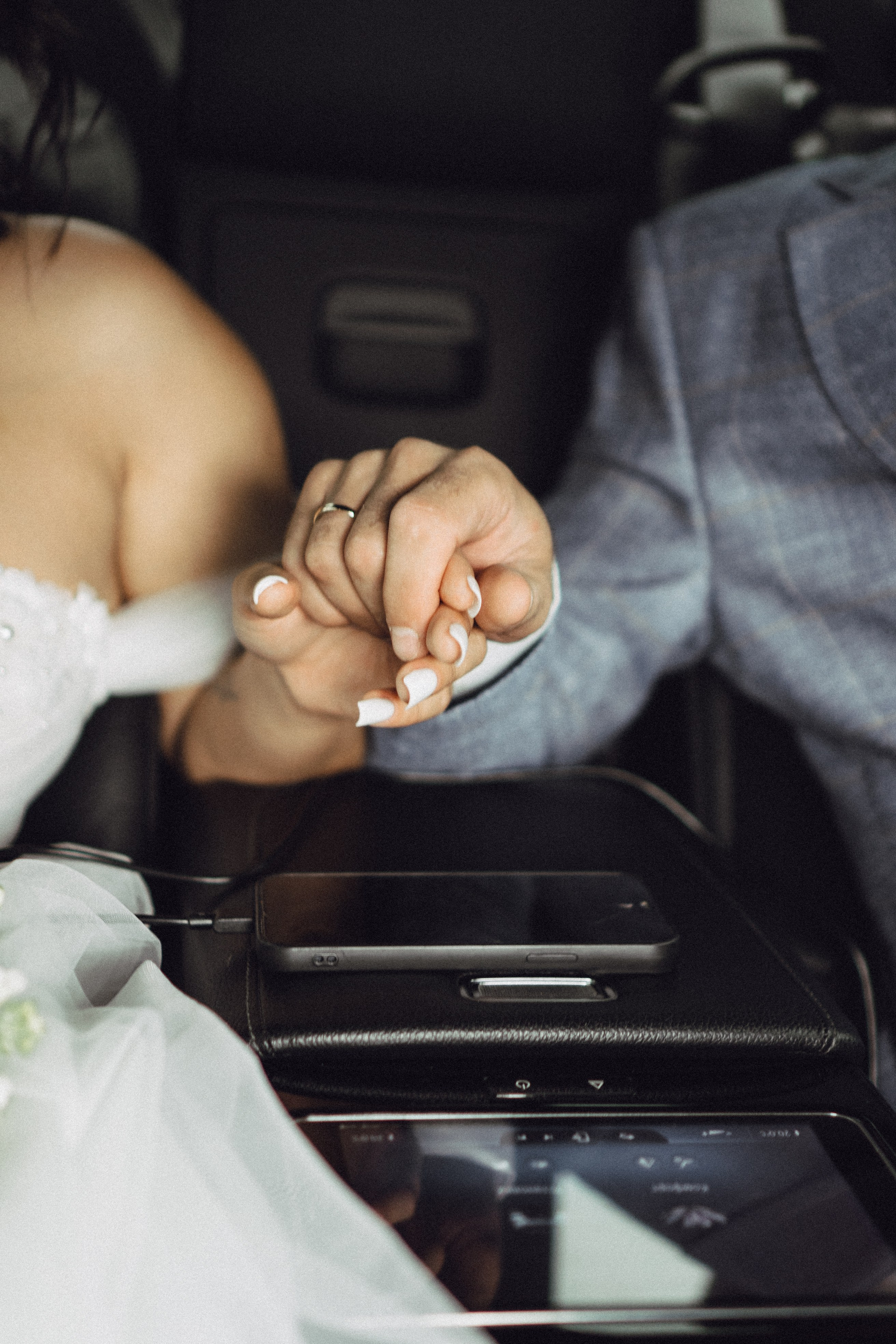 СВАДЕБНАЯ ПРОГУЛКА РЕСТОРАН МЫ ЖЕ НА ТЫ И ФОТОСЕССИИЯ С АВТОМОБИЛЕМ. Профессиональный фотограф, Санкт-Петербург — Виктория Богомолова