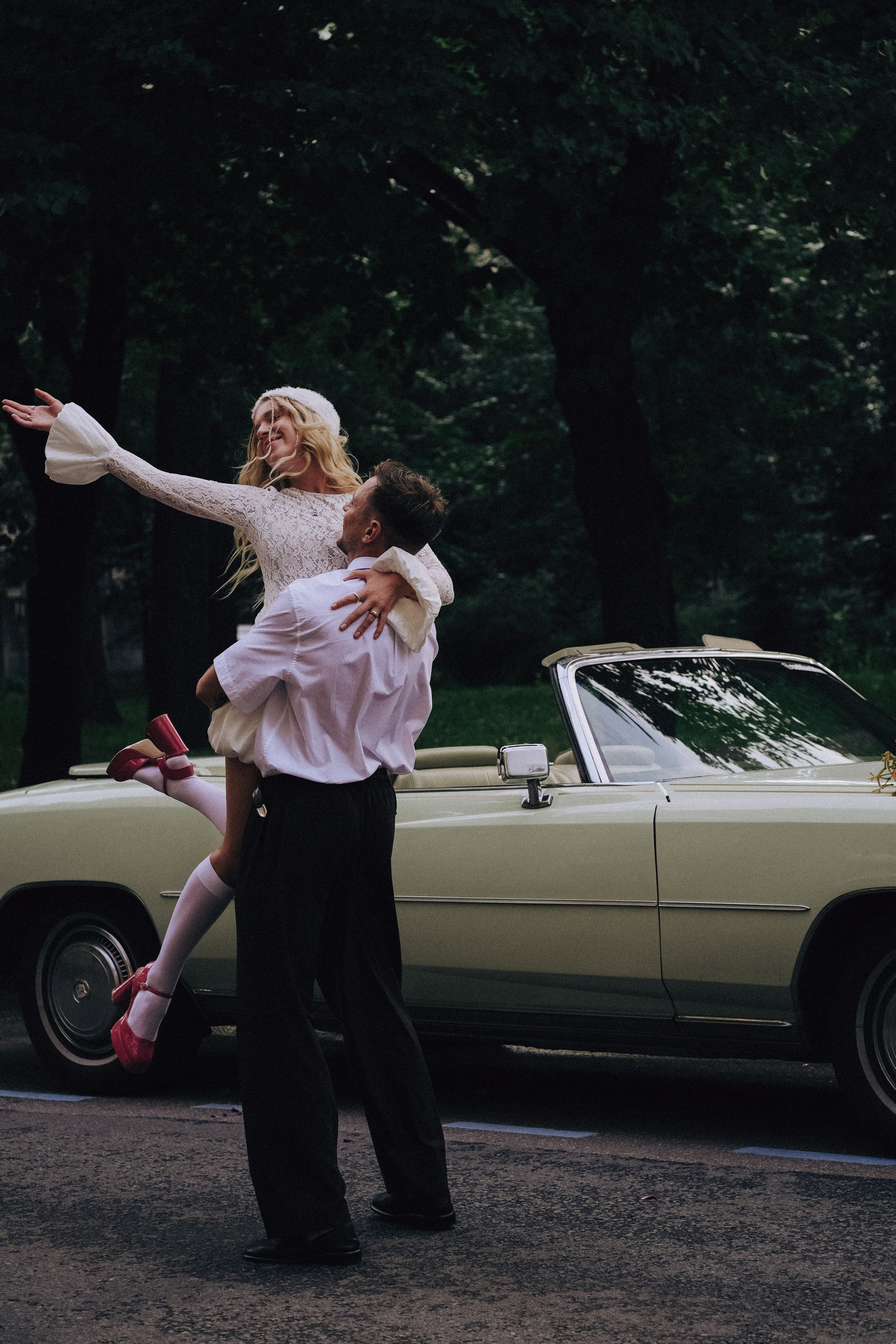 СВАДЕБНАЯ СЬЕМКА С КАБРИОЛЕТОМ В САНТК-ПЕТЕРБУРГЕ НА ПЕТРОГРАДКЕ В ОТЕЛЕ ПАНОРАМИКА. Профессиональный фотограф, Санкт-Петербург — Виктория Богомолова