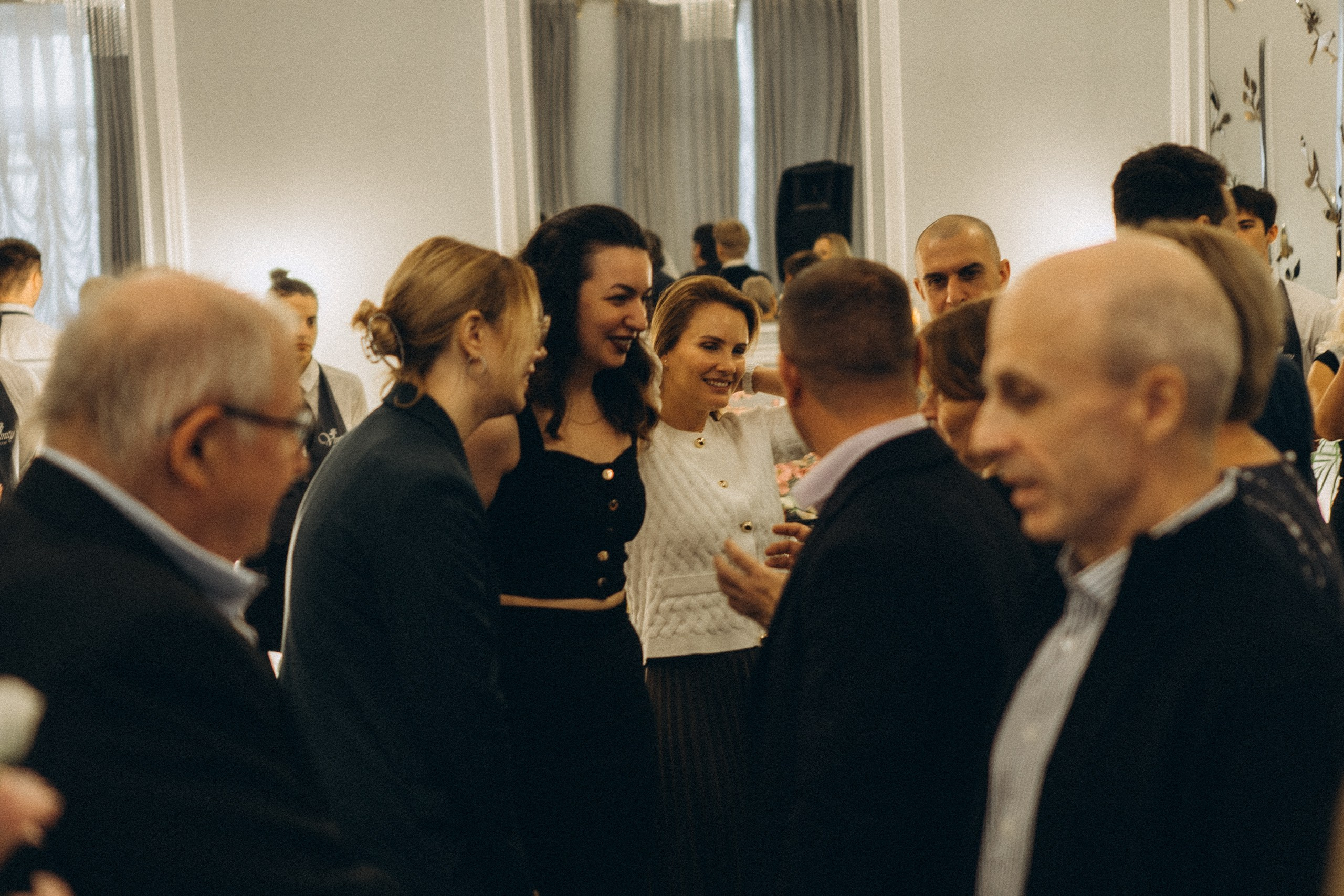 СЬЕМКА РЕПОРТАЖ В ЗАГСЕ (2 ДВОРЕЦ). Профессиональный фотограф, Санкт-Петербург — Виктория Богомолова