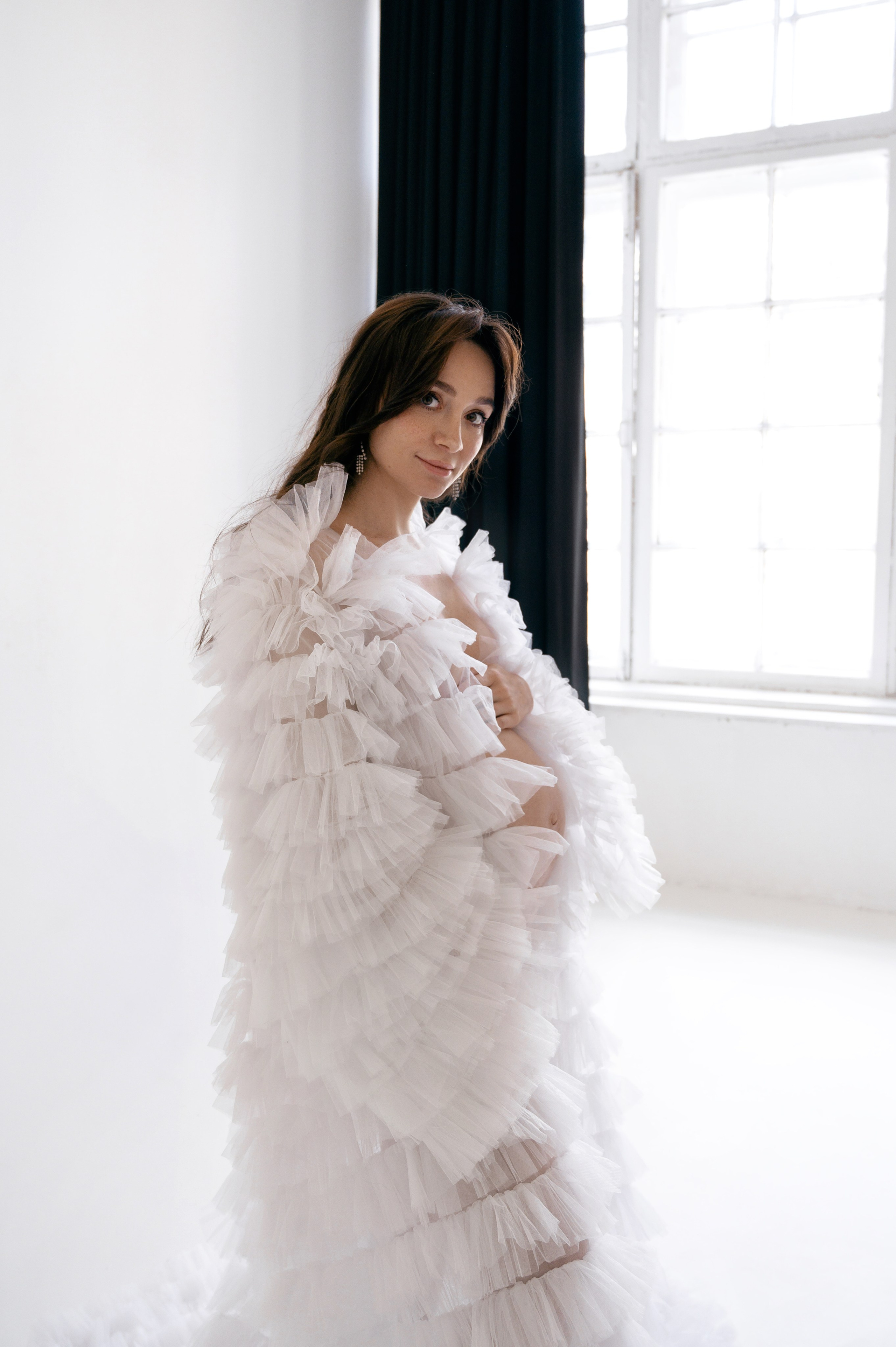 Профессиональный семейный и беременный фотограф в Санкт-Петербурге — Маргарита Иванова. Индивидуальные фотосессии под ключ: от образа до гот. Профессиональный фотограф беременности в СПБ. Стильные фотосессии беременности в стиле минимализм и классическая фотография