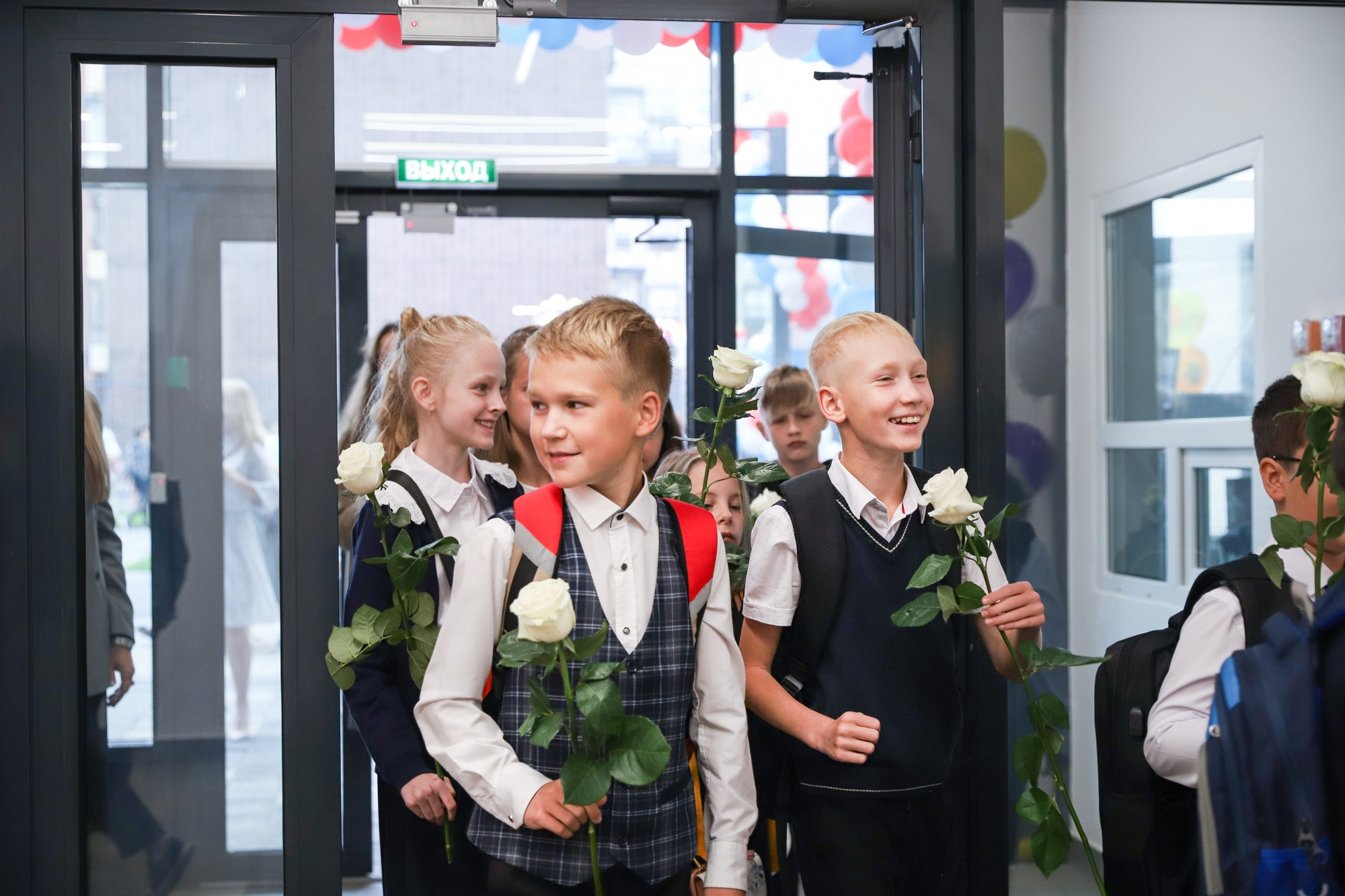 1 сентября в школе № 104. Фотограф Дарья Попова