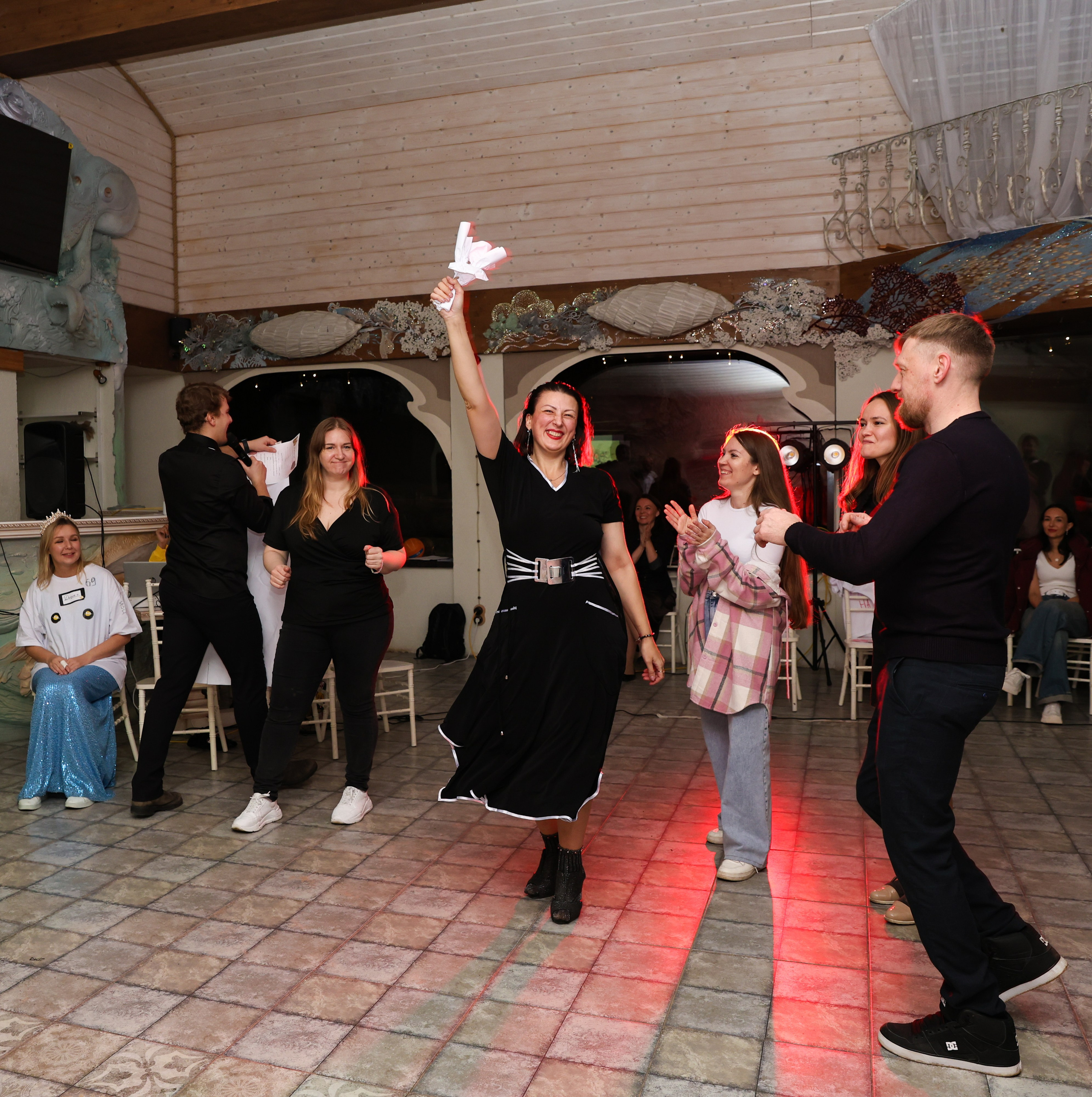 Тиндер смена в лагере для взрослых «Изи». Фотограф Дарья Попова