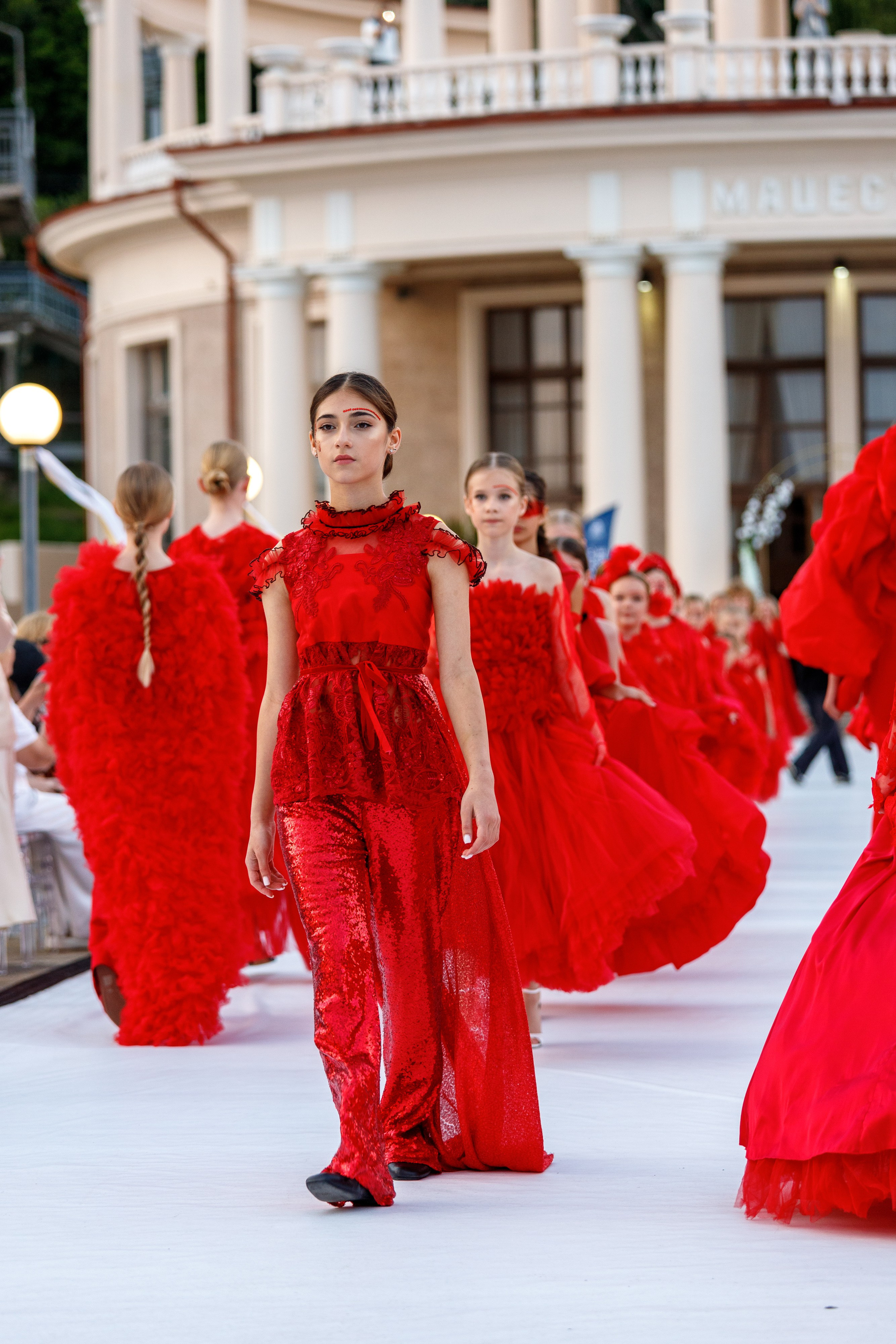 29 Fashion Cruise. Интерьерный и фуд фотограф в Иркутске Дмитрий Арно