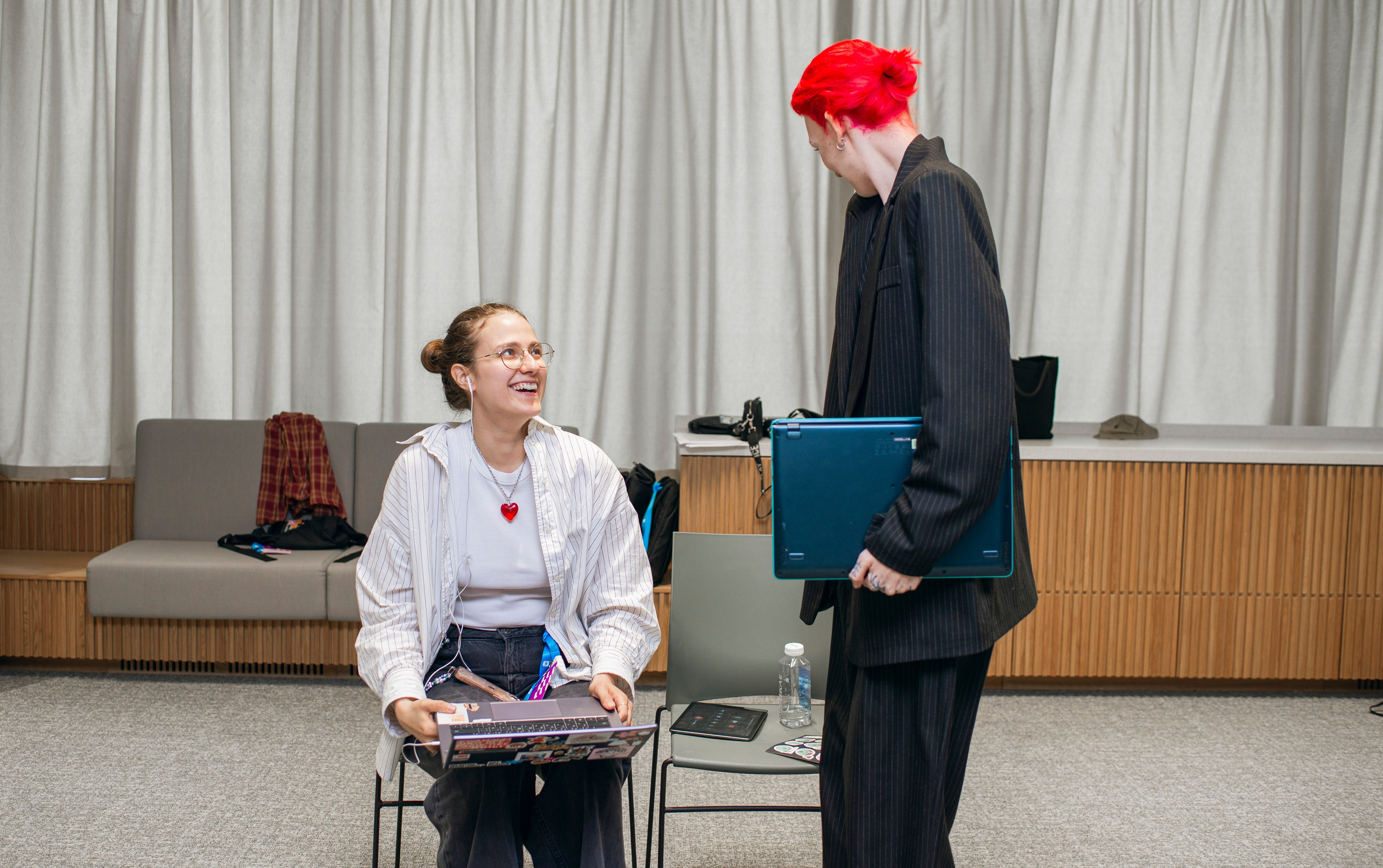 Защита проектов в ВК. Фотограф в Москве Алейникова Евгения