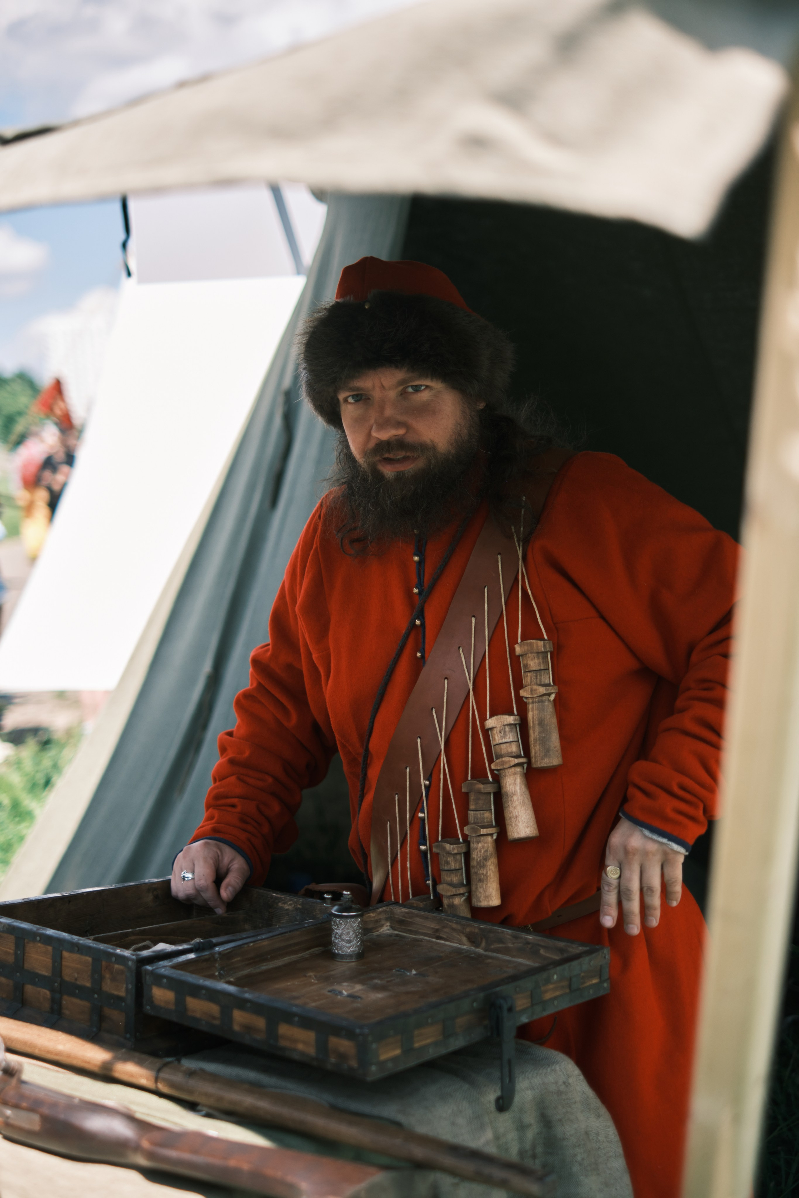 Земля Легенд: Солнце и медведь | Фест |. IS — Игорь Сержант | Фотография и рисунок