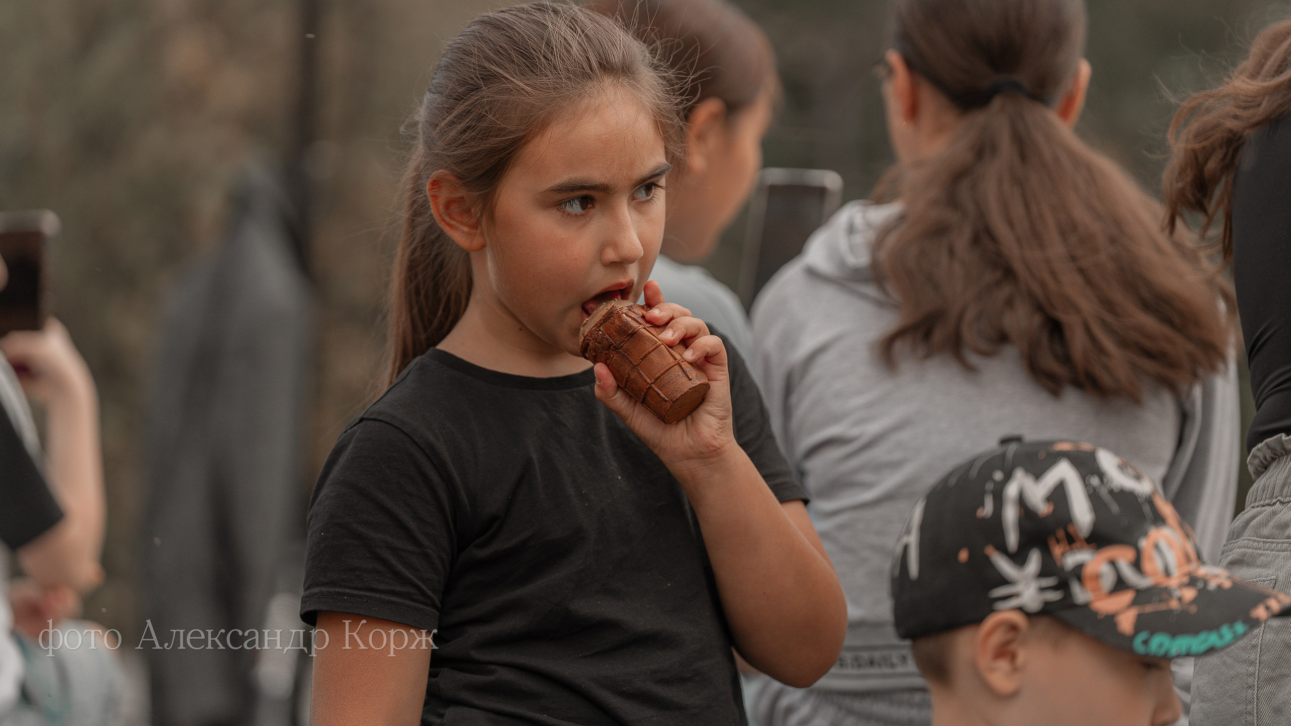 Открытый Микрофон (24 августа 2025). Фотографии и видеосъемка, Айхал, Удачный, Якутия. Фотографии Айхал
