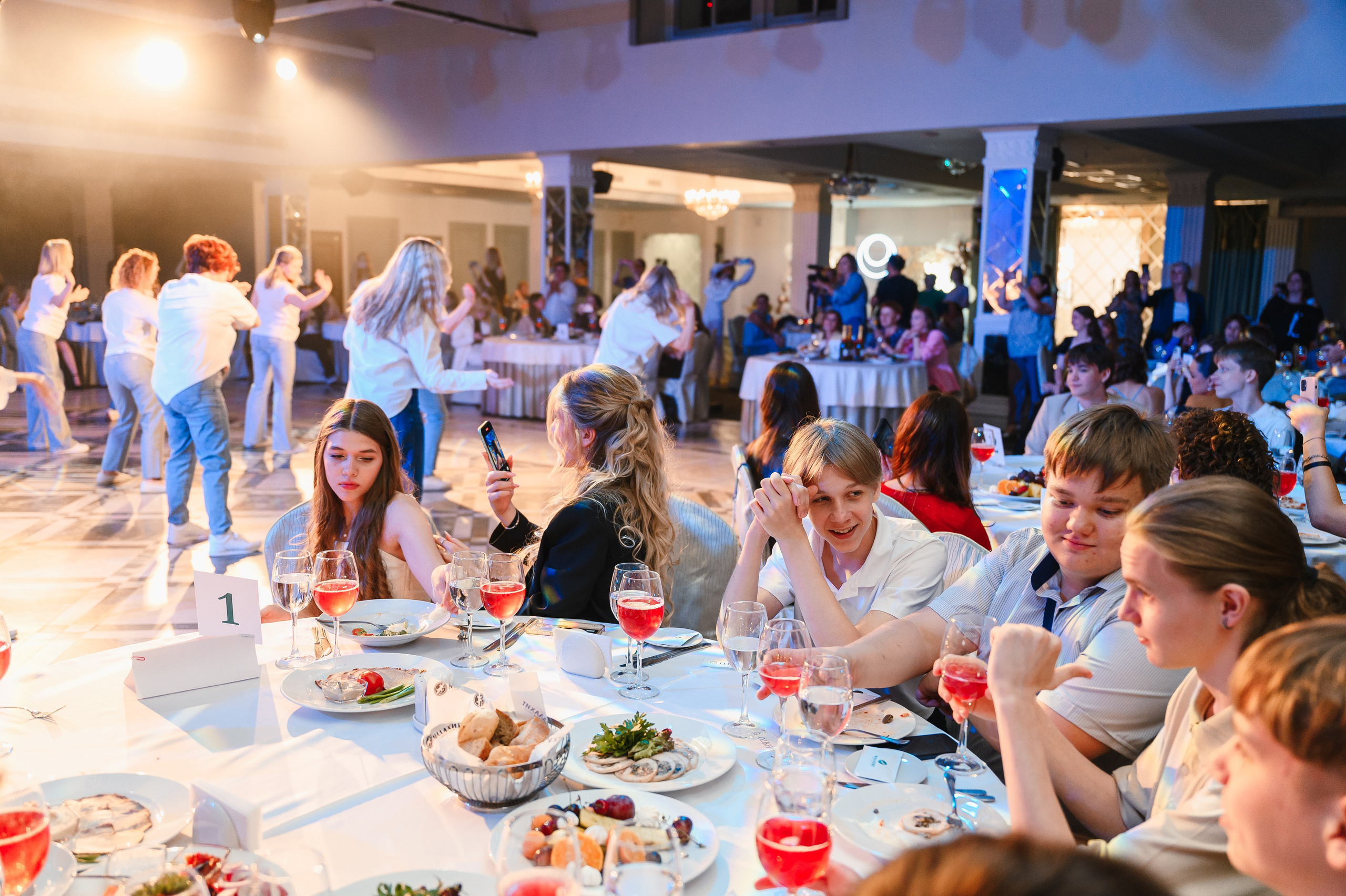 Выпускной в Малахите. Wedding and family photographer USA