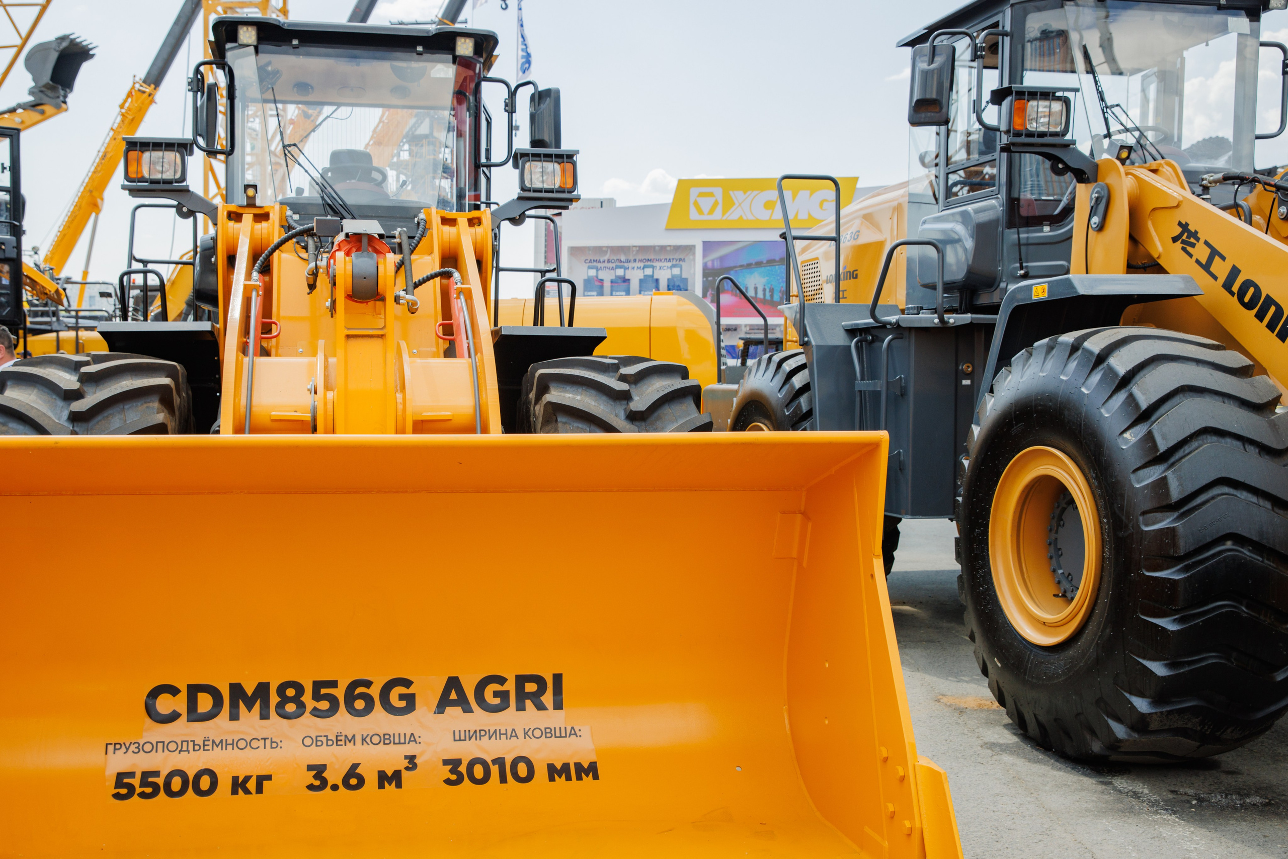 Выставка Спец. Техники. Фотограф Москва Шептаев Артём