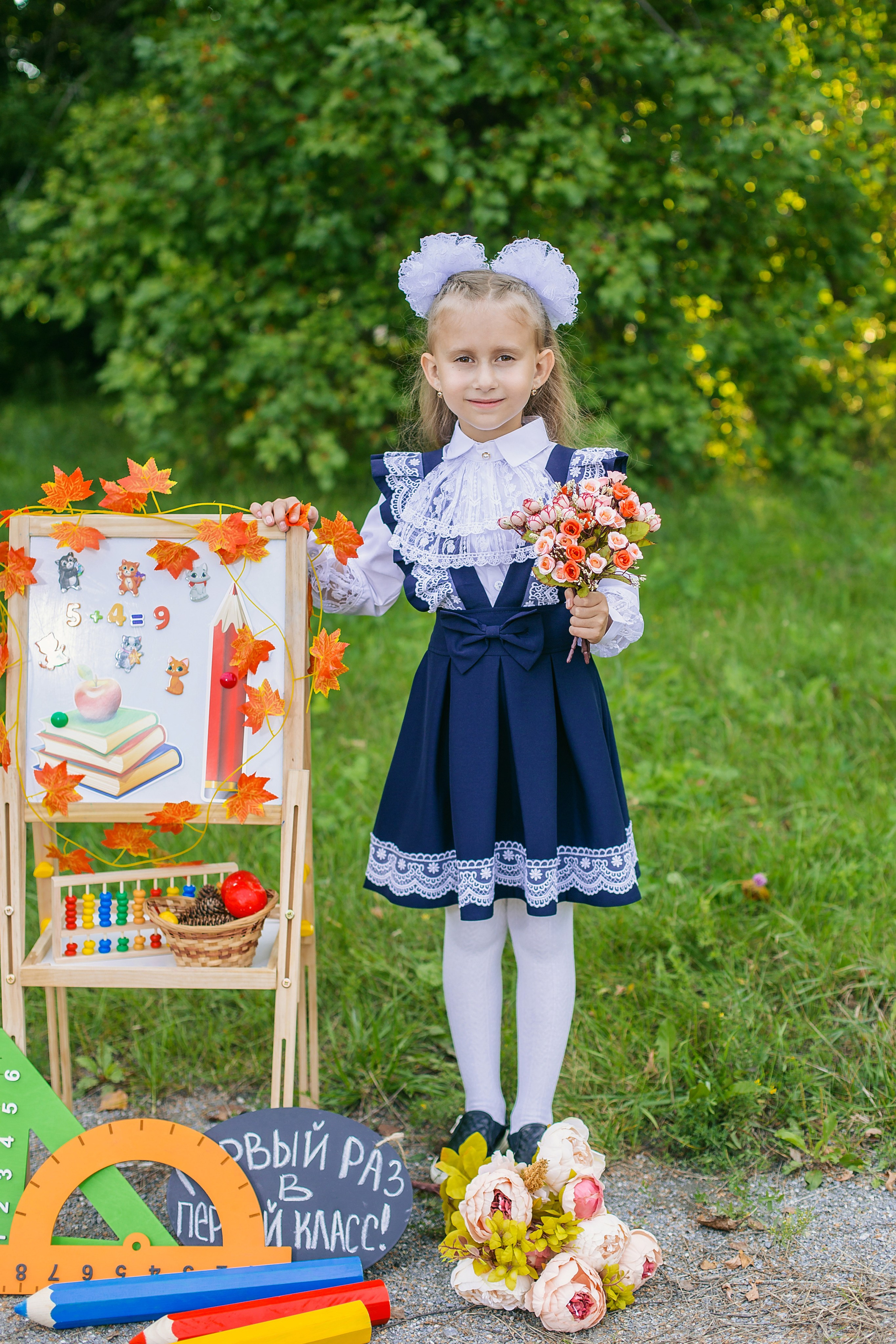 Портреты коллажи виньетка для начальной школы Искитим Бердск Новосибирск. Выпускные альбомы Искитим, Бердск и Новосибирск Крюкова Елена