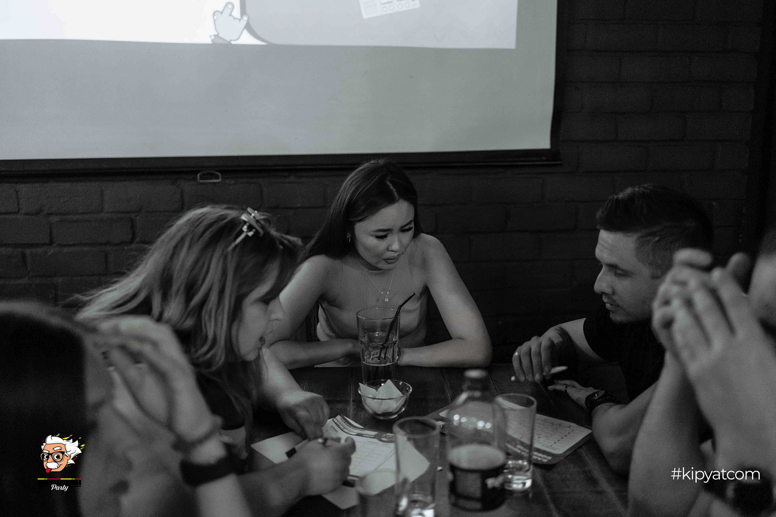 Эйнштейн Party