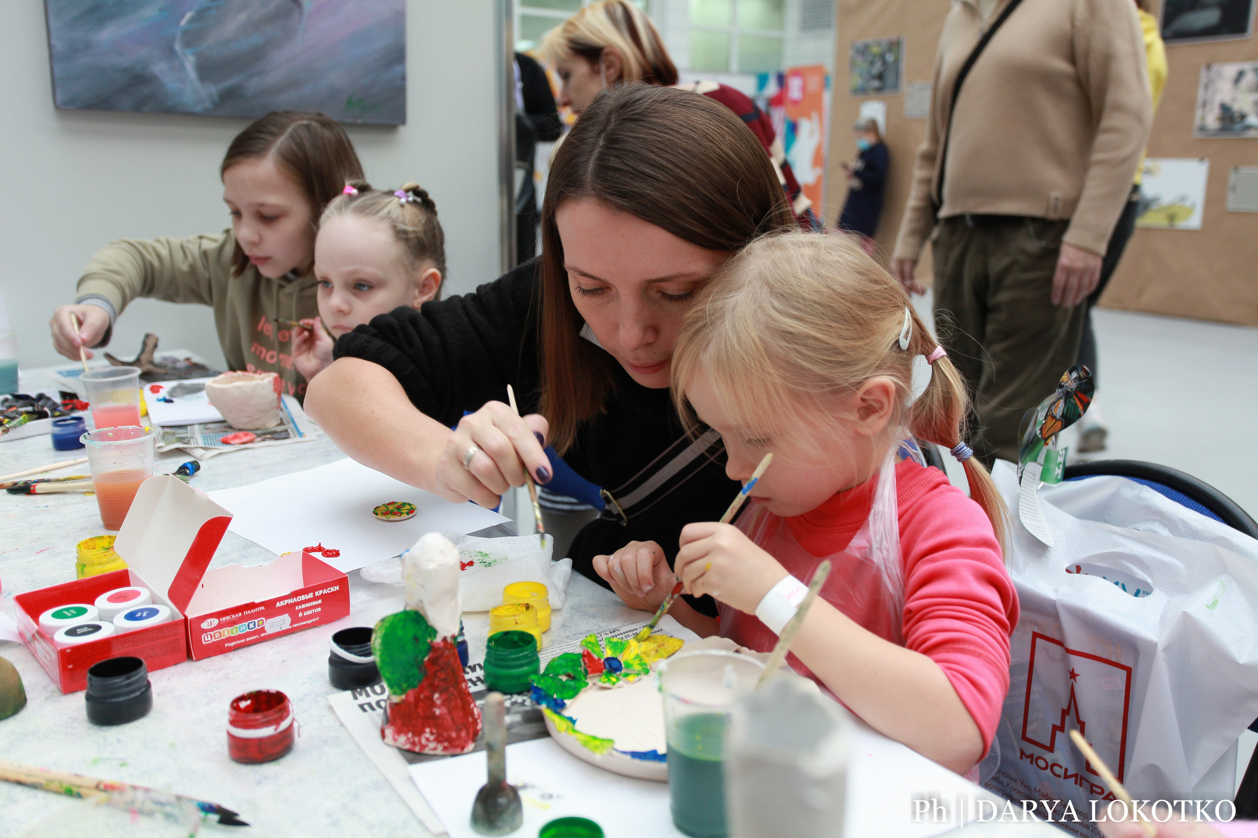 Красноярска ярмарка книжной культуры. Фотограф Дарья Локотко в Красноярске