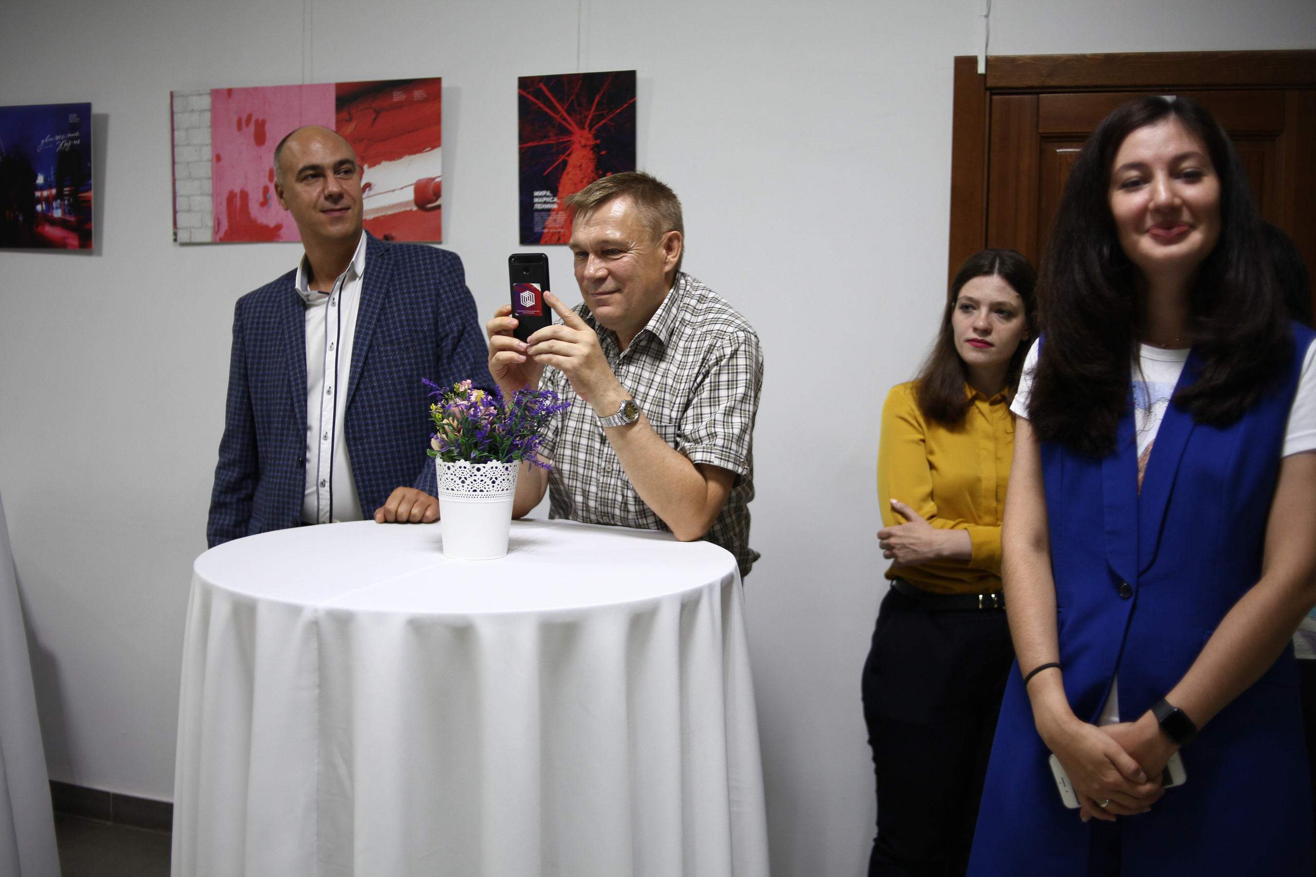 Кино ночь в Доме кино. Фотограф Дарья Локотко в Красноярске